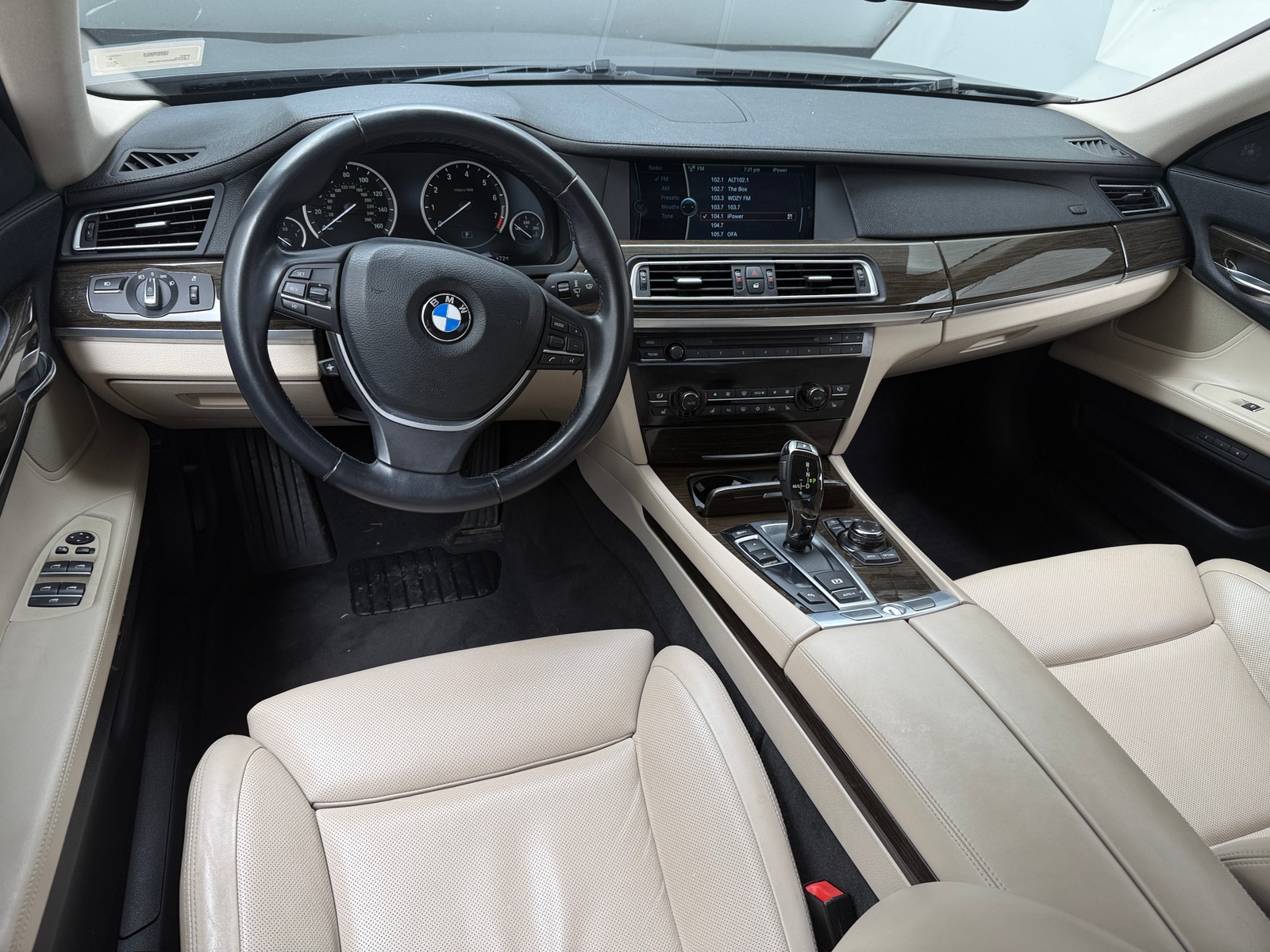 Thumbnail: 2012 BMW 7 Series - 2