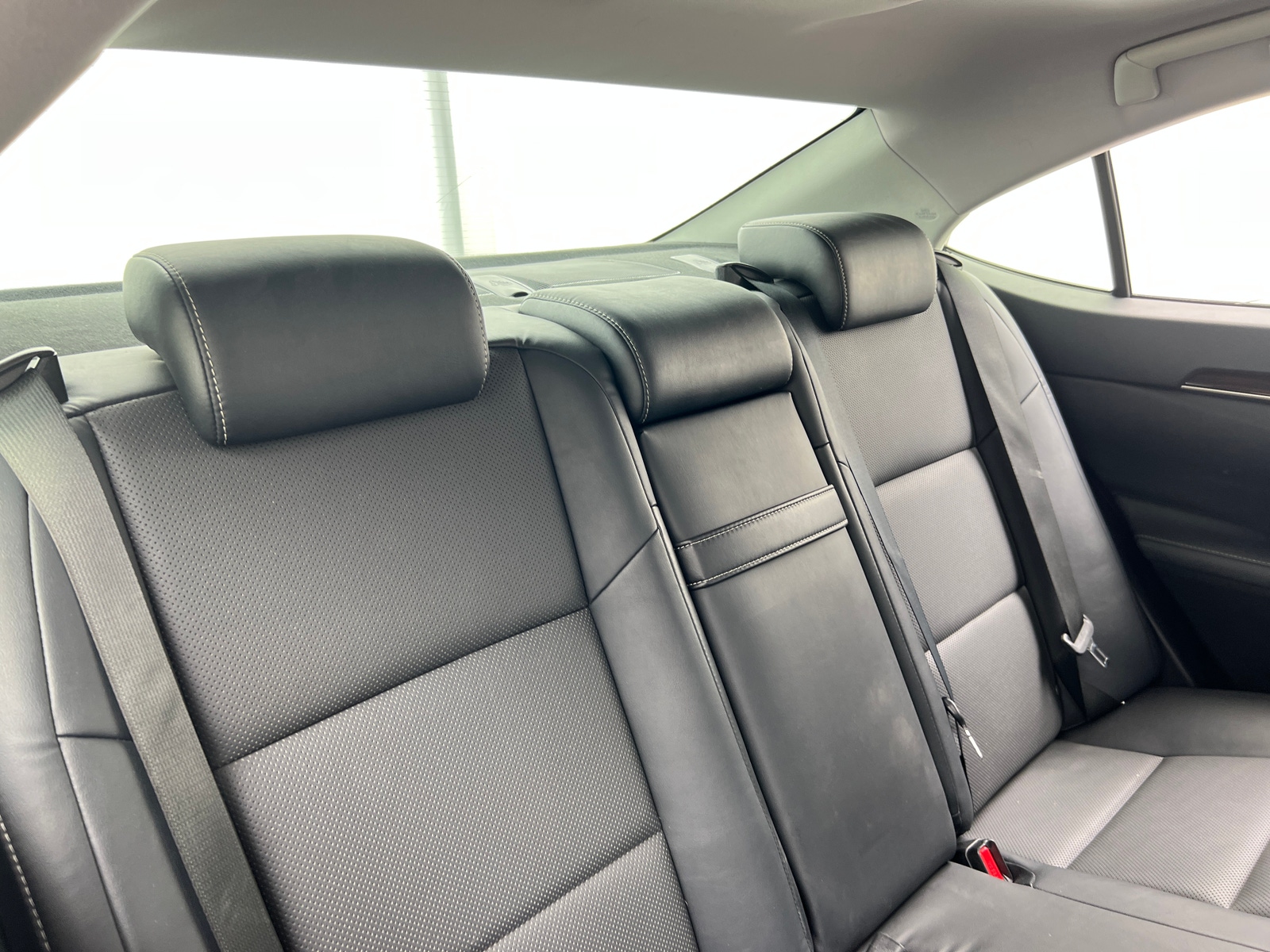 Thumbnail: 2016 Lexus ES - 5