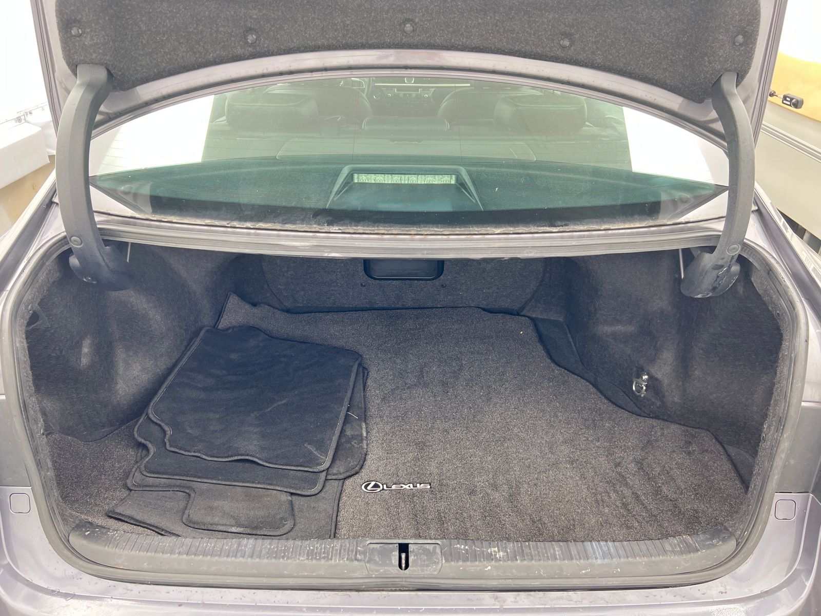 Thumbnail: 2016 Lexus ES - 6