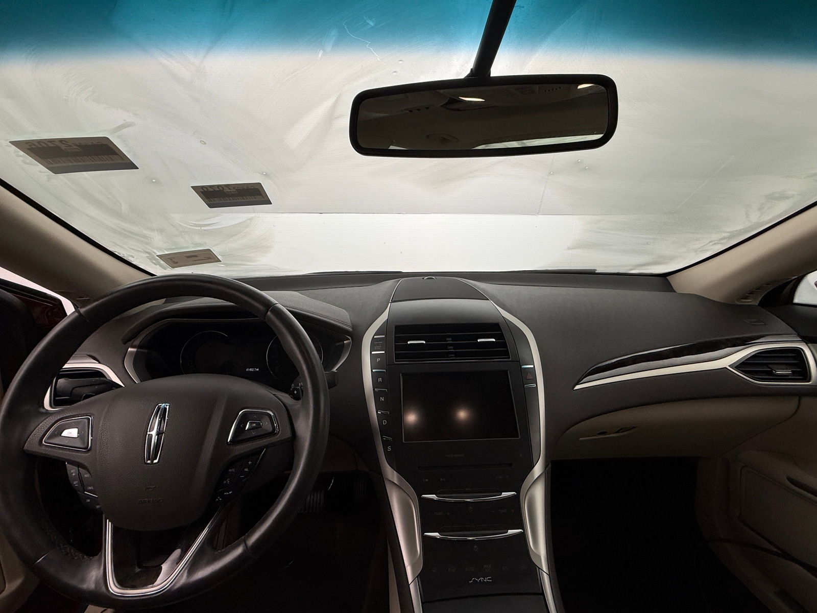 Thumbnail: 2016 Lincoln MKZ - 2