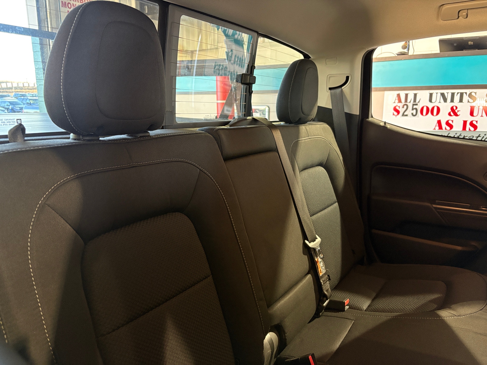 Thumbnail: 2022 Chevrolet Colorado - 6