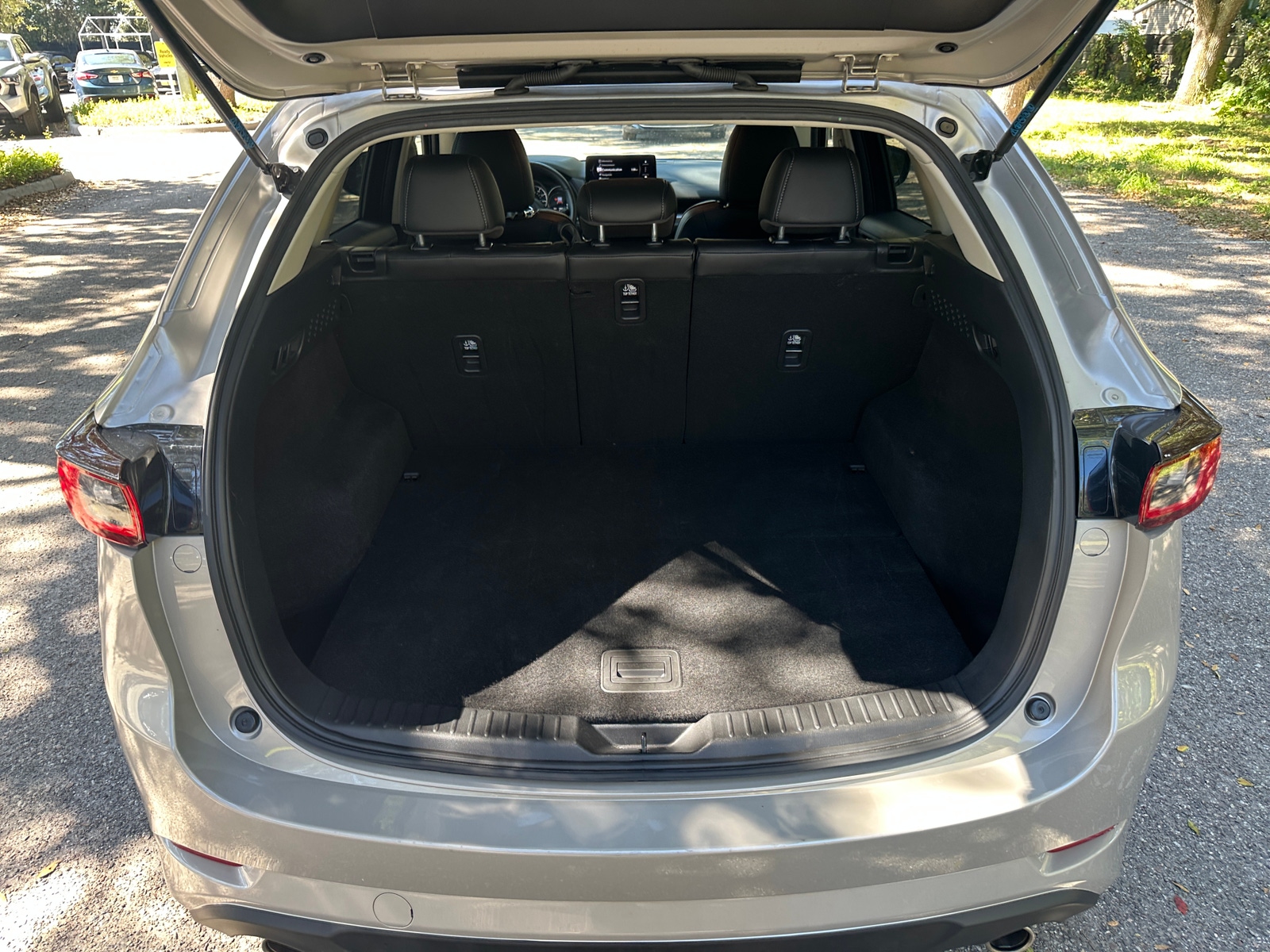 Thumbnail: 2025 Mazda CX-5 - 4