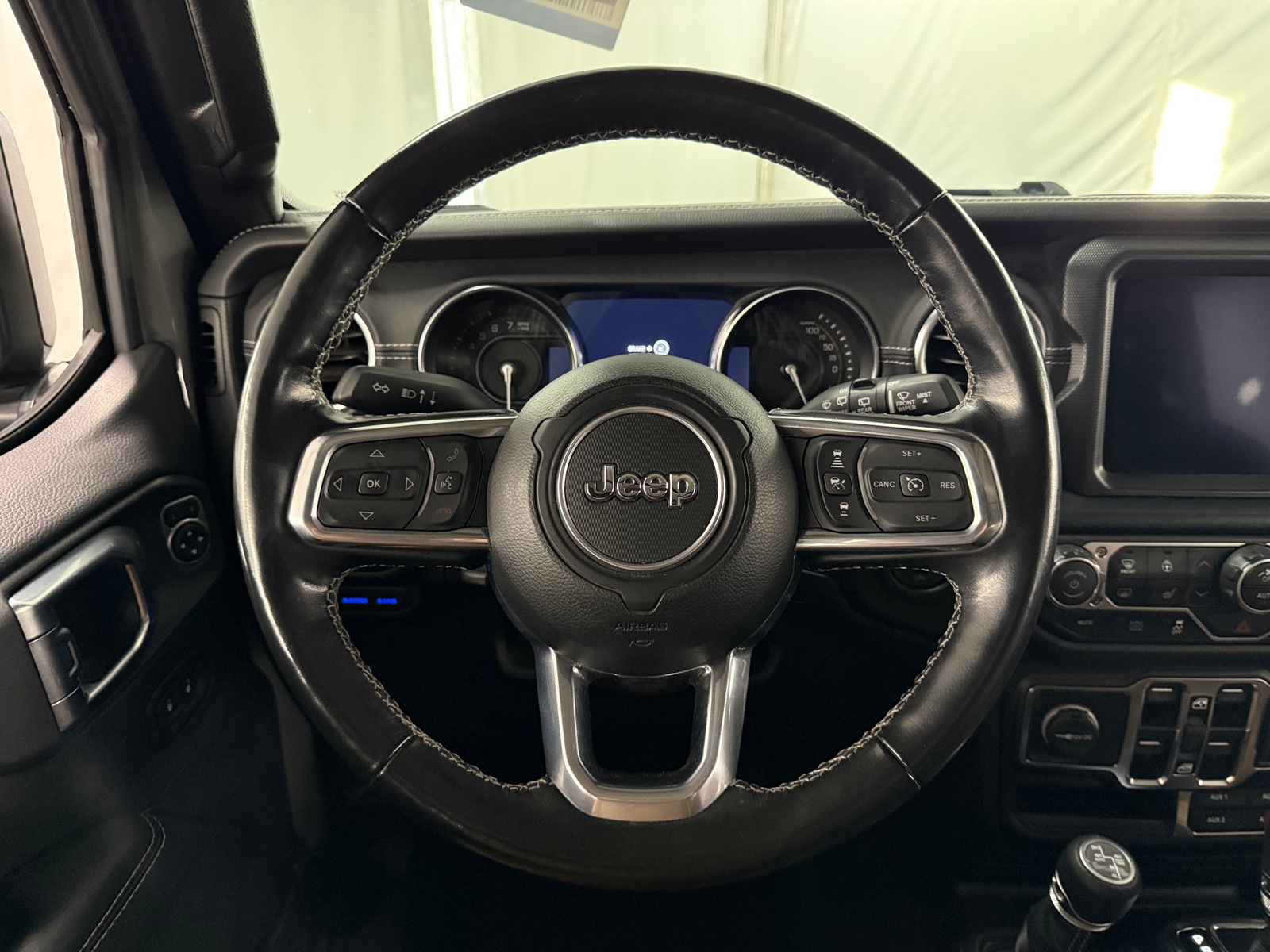 Thumbnail: 2022 Jeep Wrangler - 4