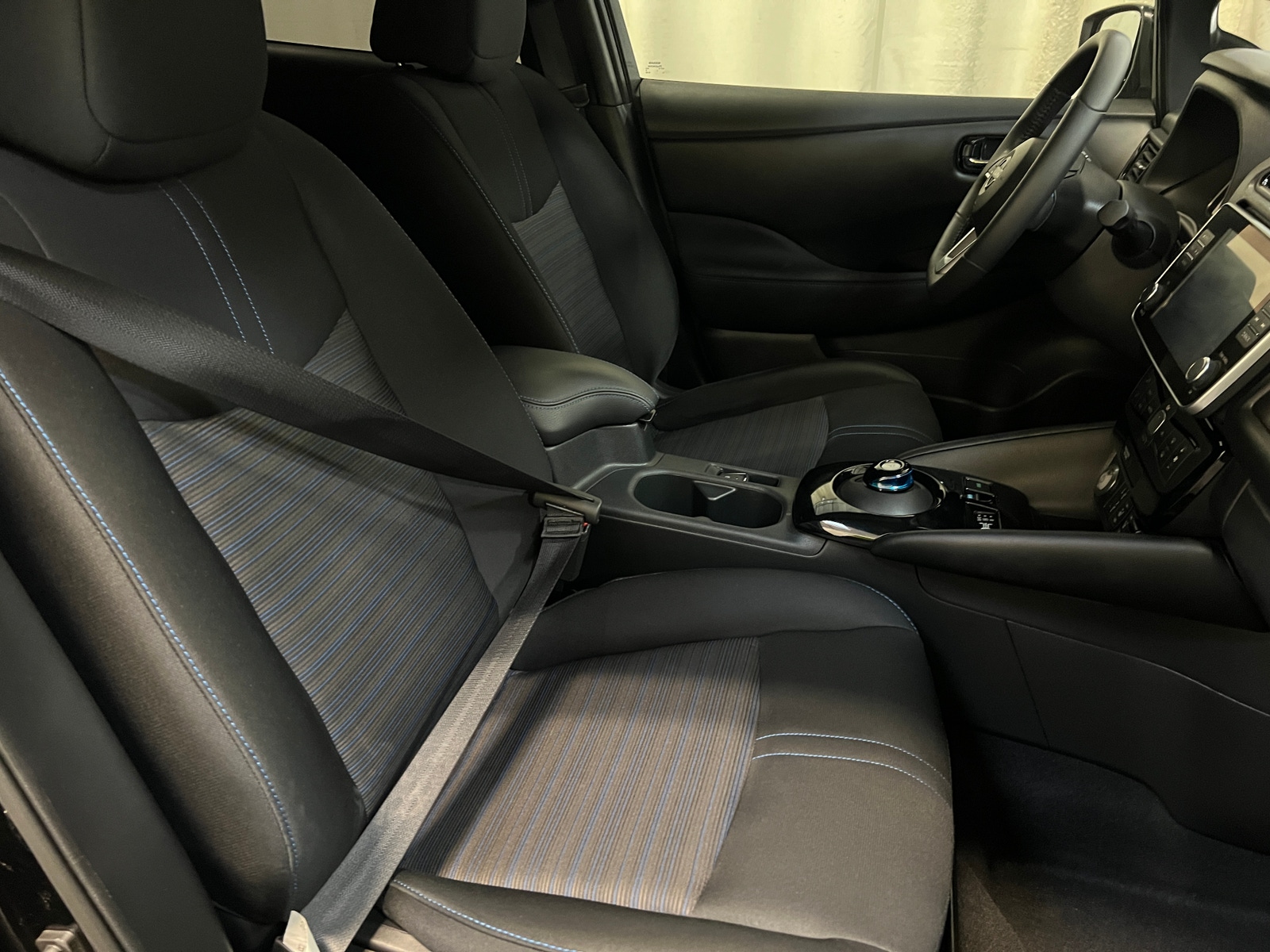 Thumbnail: 2024 Nissan Leaf - 2