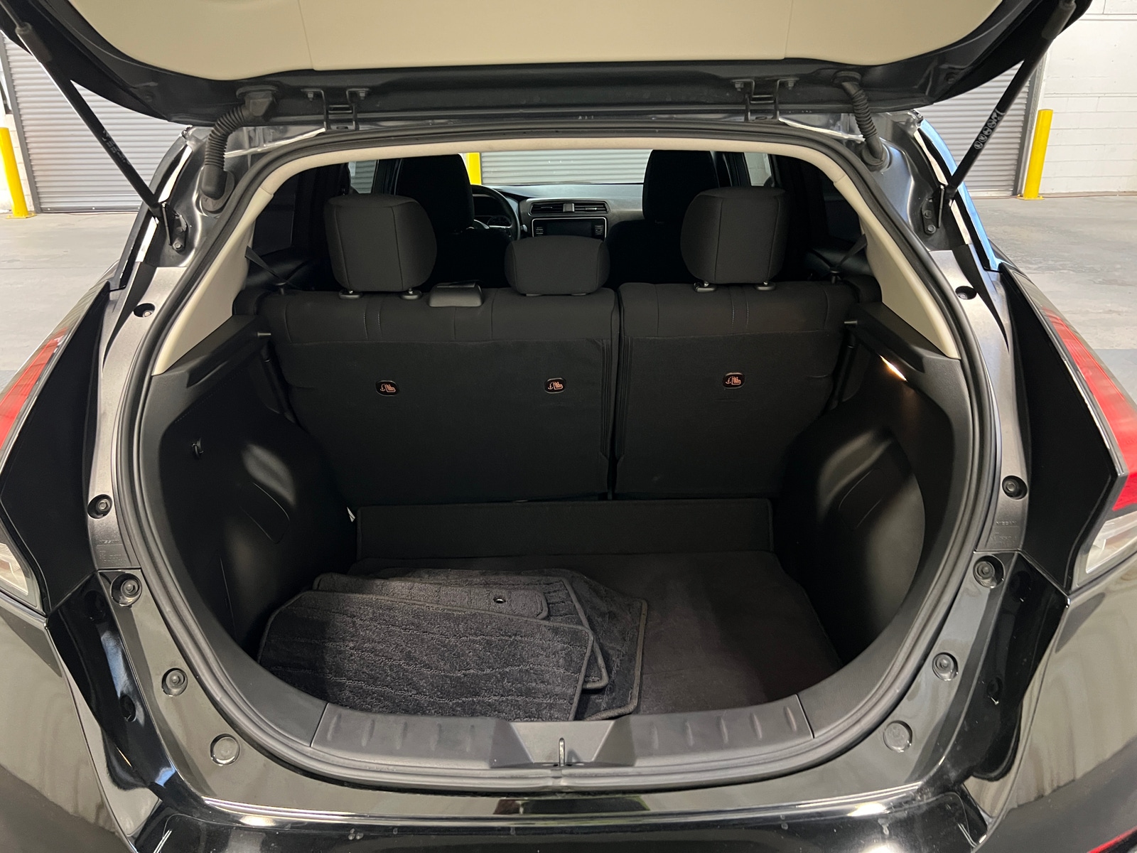 Thumbnail: 2024 Nissan Leaf - 7