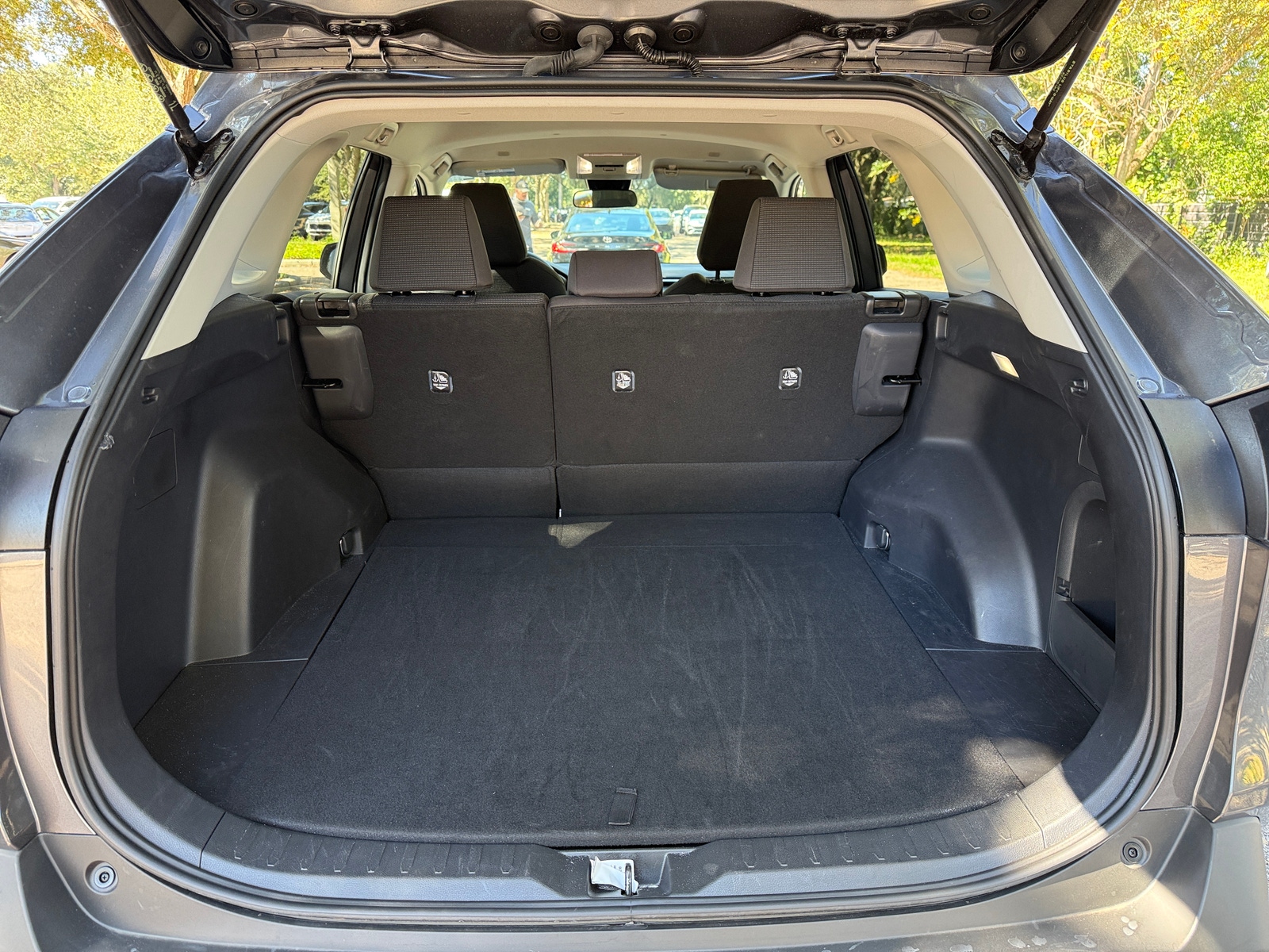 Thumbnail: 2025 Toyota RAV4 - 4