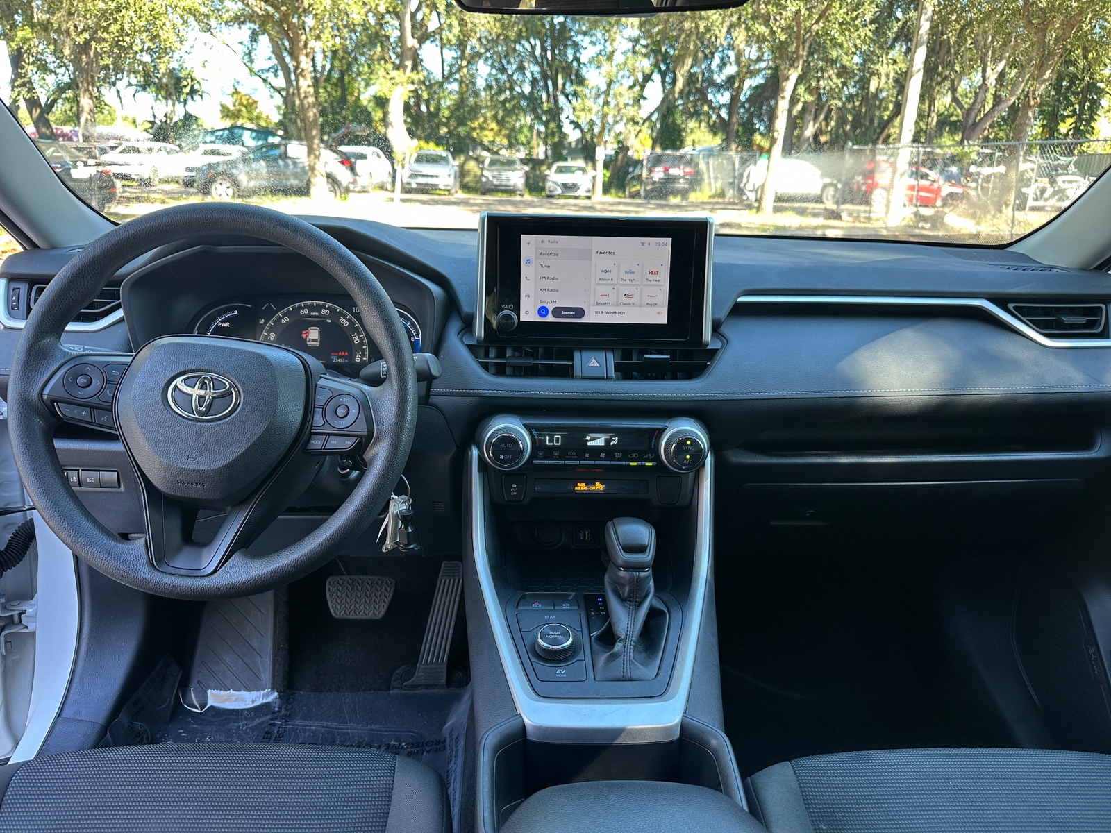 Thumbnail: 2025 Toyota RAV4 - 3