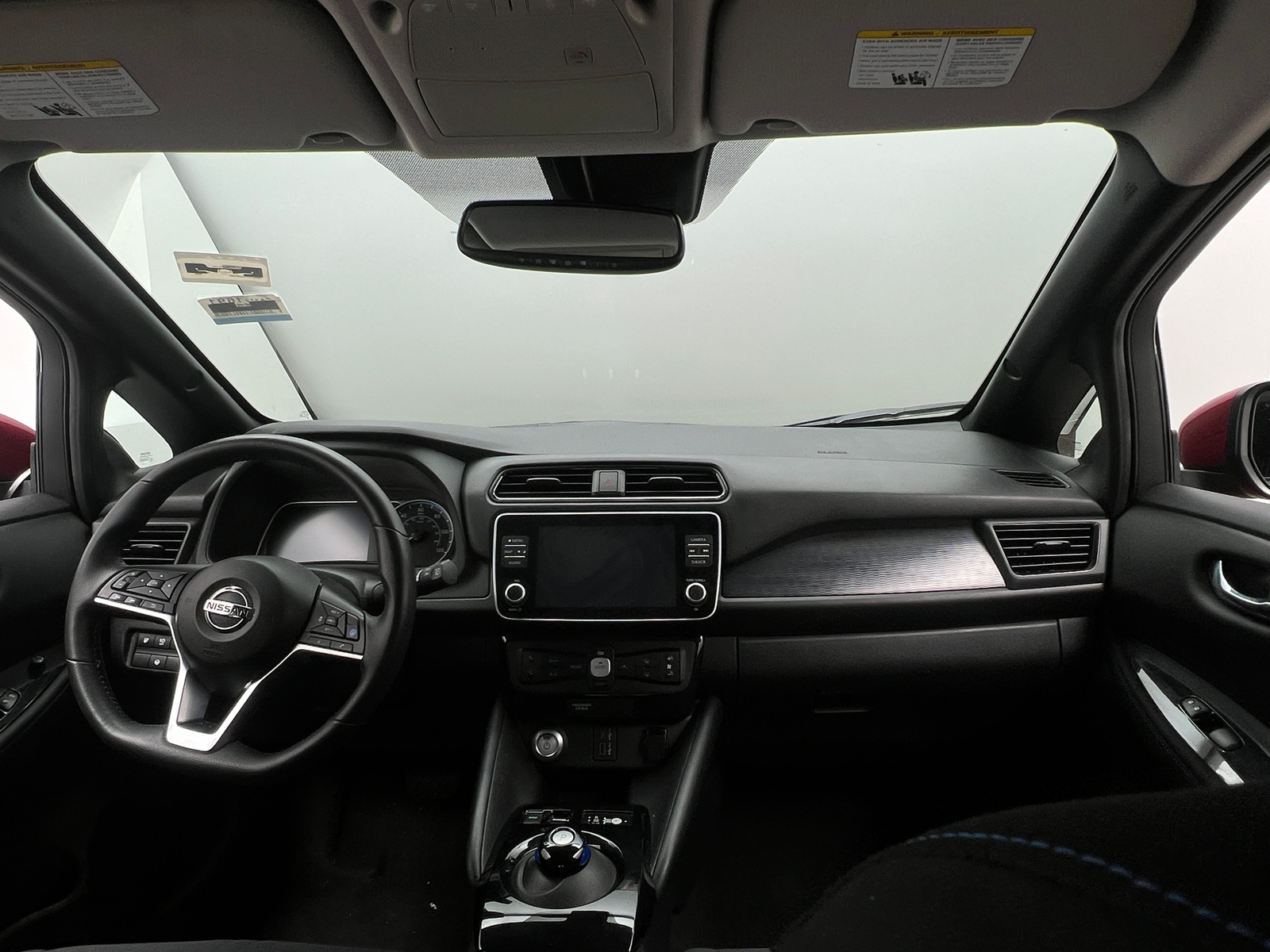 Thumbnail: 2020 Nissan Leaf - 3