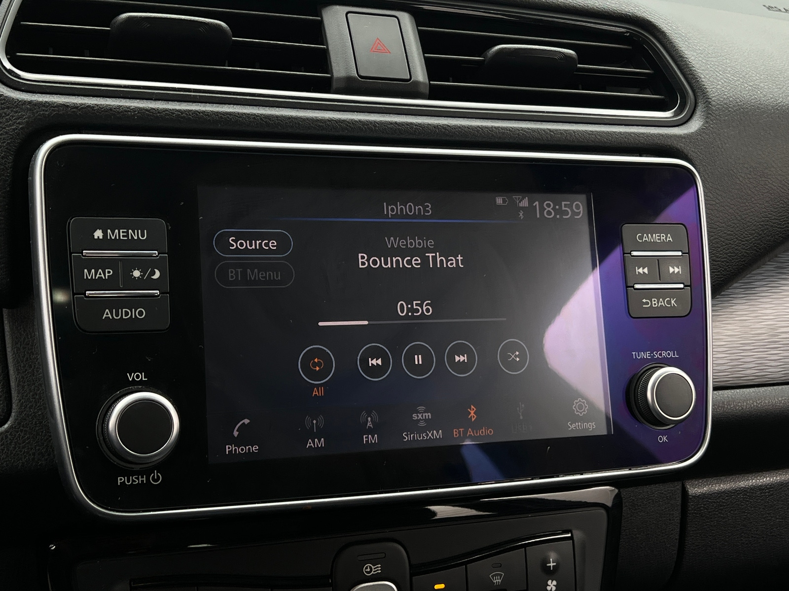 Thumbnail: 2020 Nissan Leaf - 4