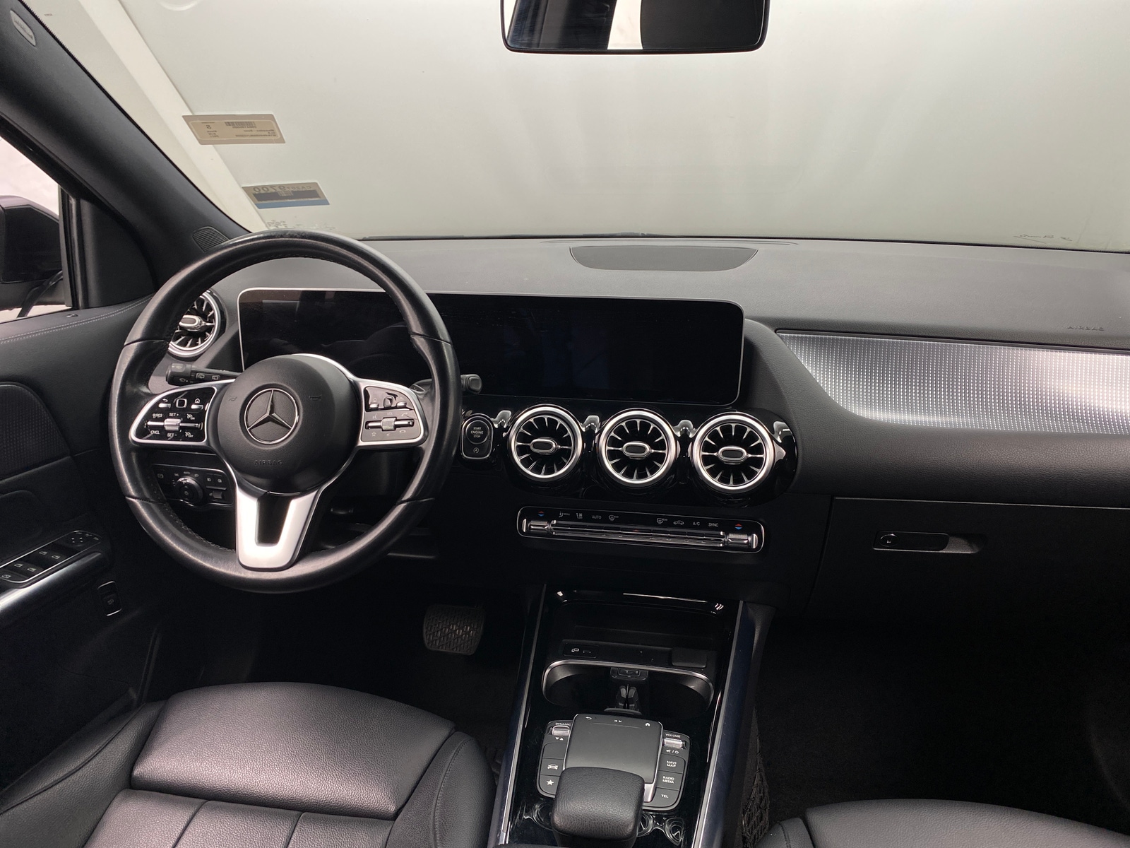 Thumbnail: 2021 Mercedes-Benz GLA - 3