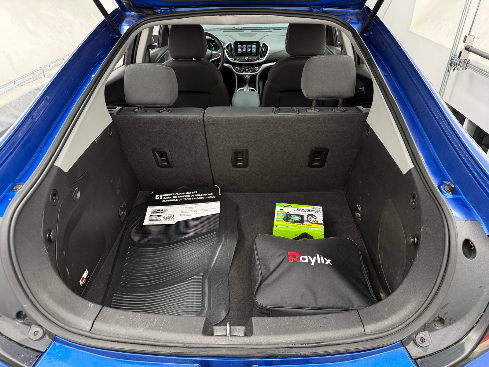 Thumbnail: 2017 Chevrolet Volt - 7