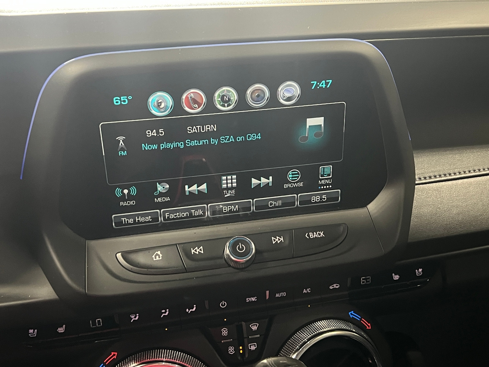 Thumbnail: 2018 Chevrolet Camaro - 3