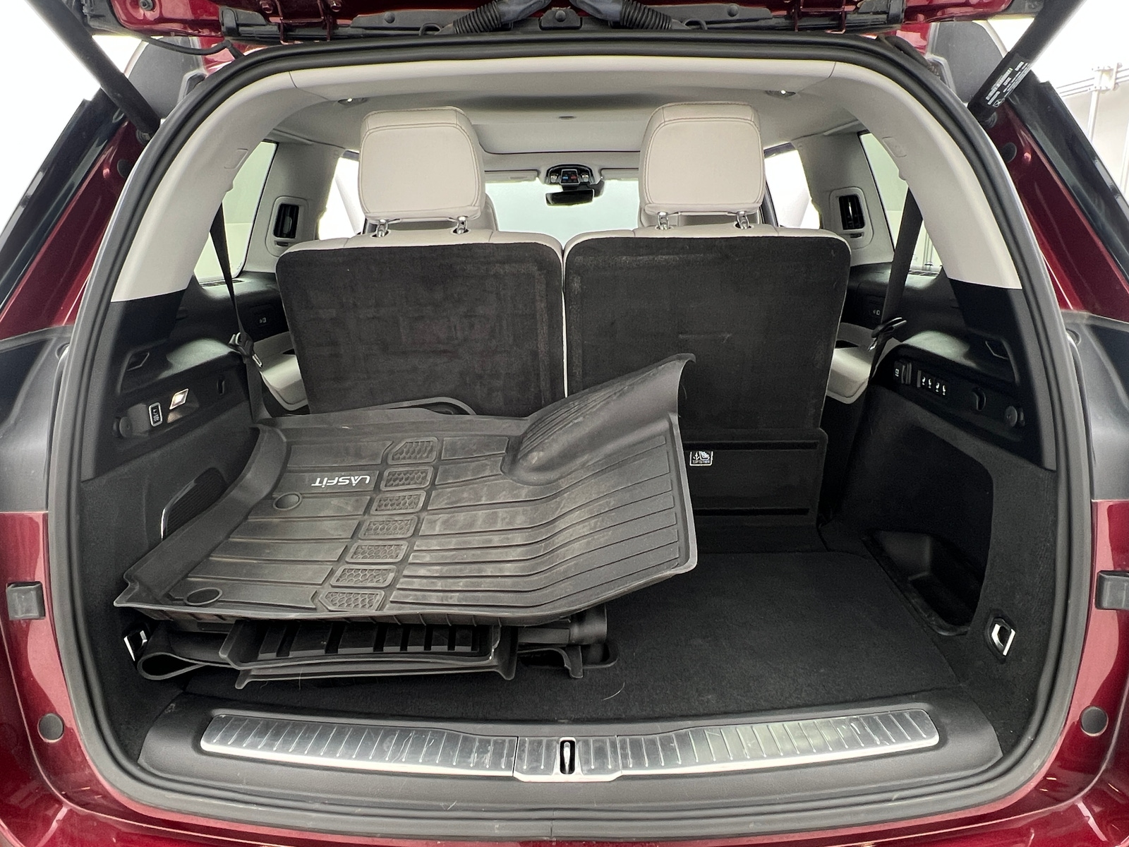 Thumbnail: 2023 Jeep Grand Cherokee L - 6