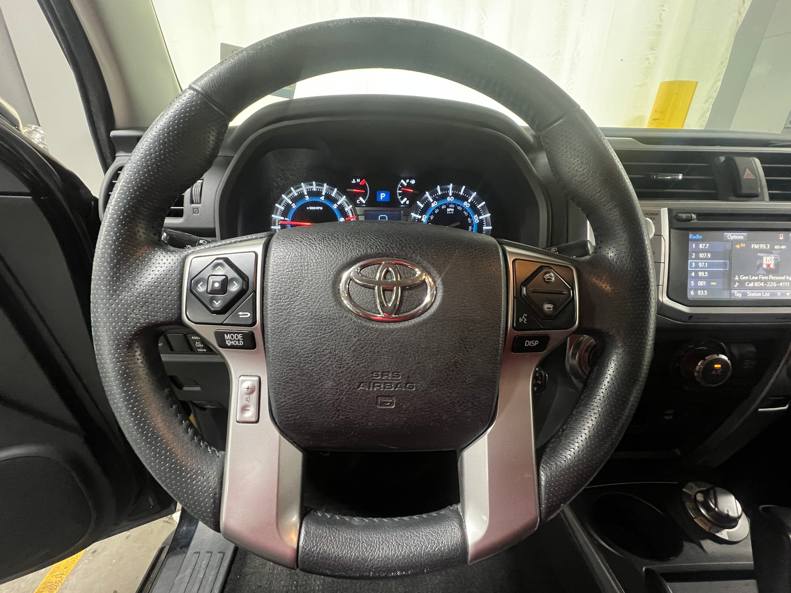 Thumbnail: 2017 Toyota 4Runner - 5