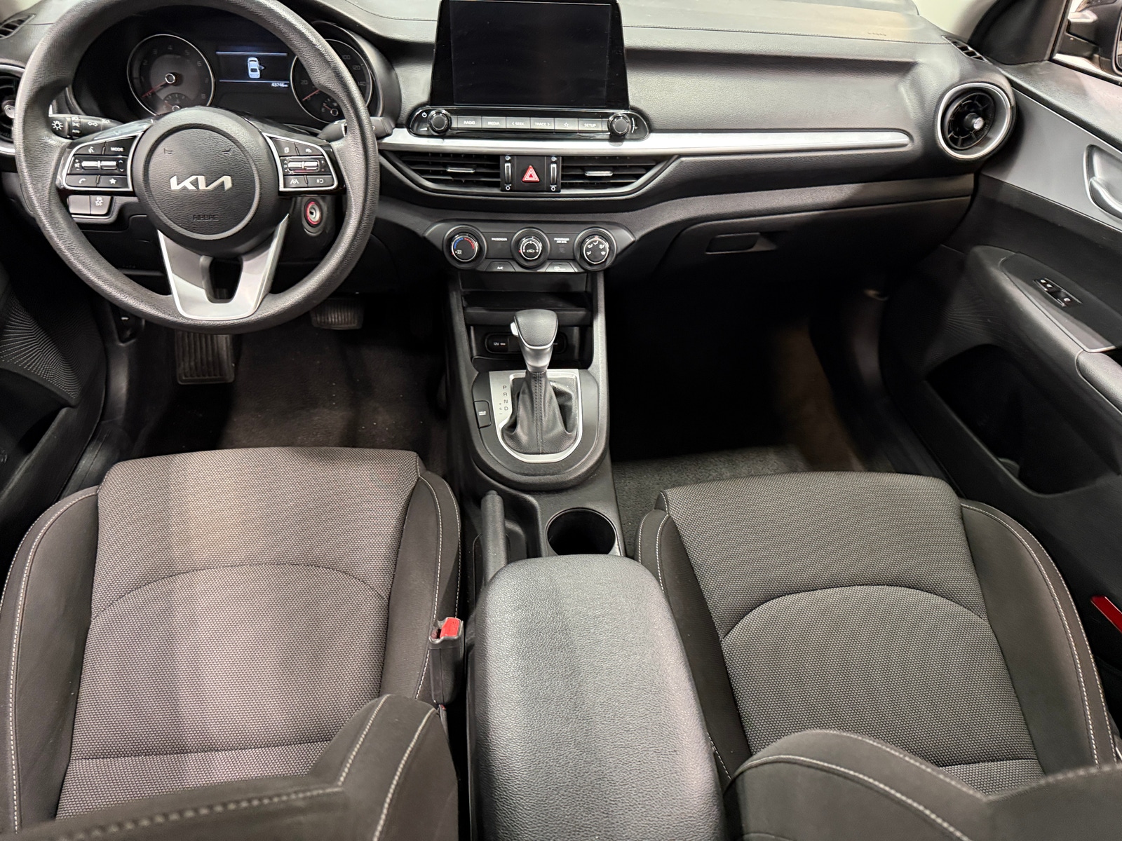 Thumbnail: 2023 Kia Forte - 3