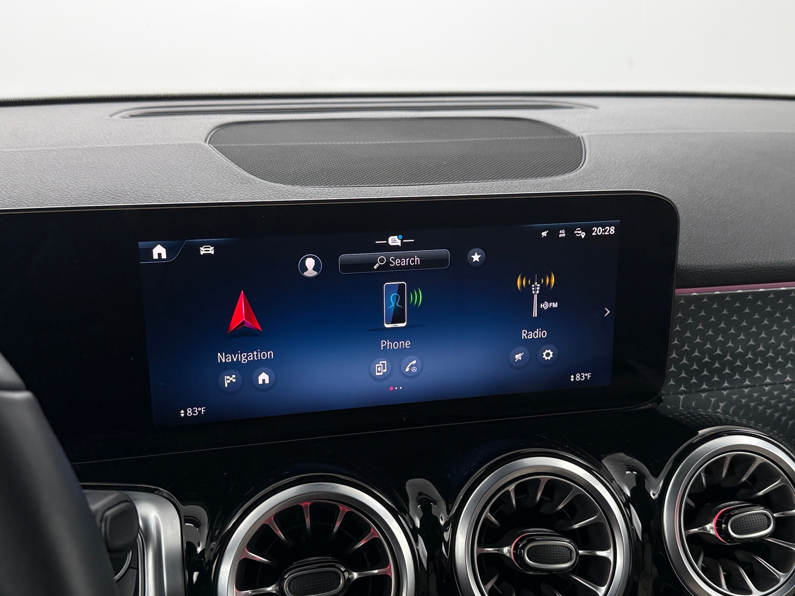 Thumbnail: 2025 Mercedes-Benz GLB - 3