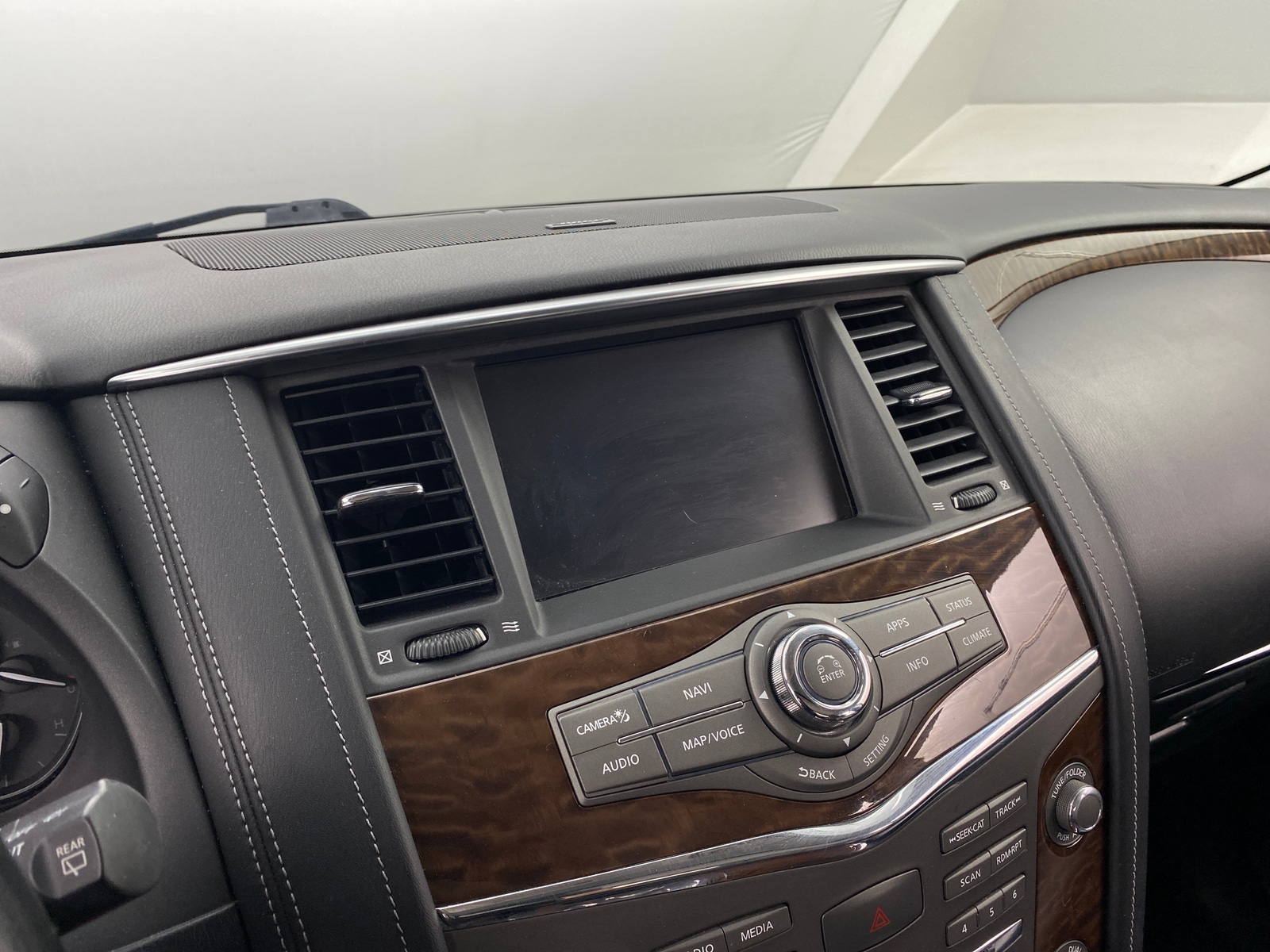 Thumbnail: 2019 Nissan Armada - 3