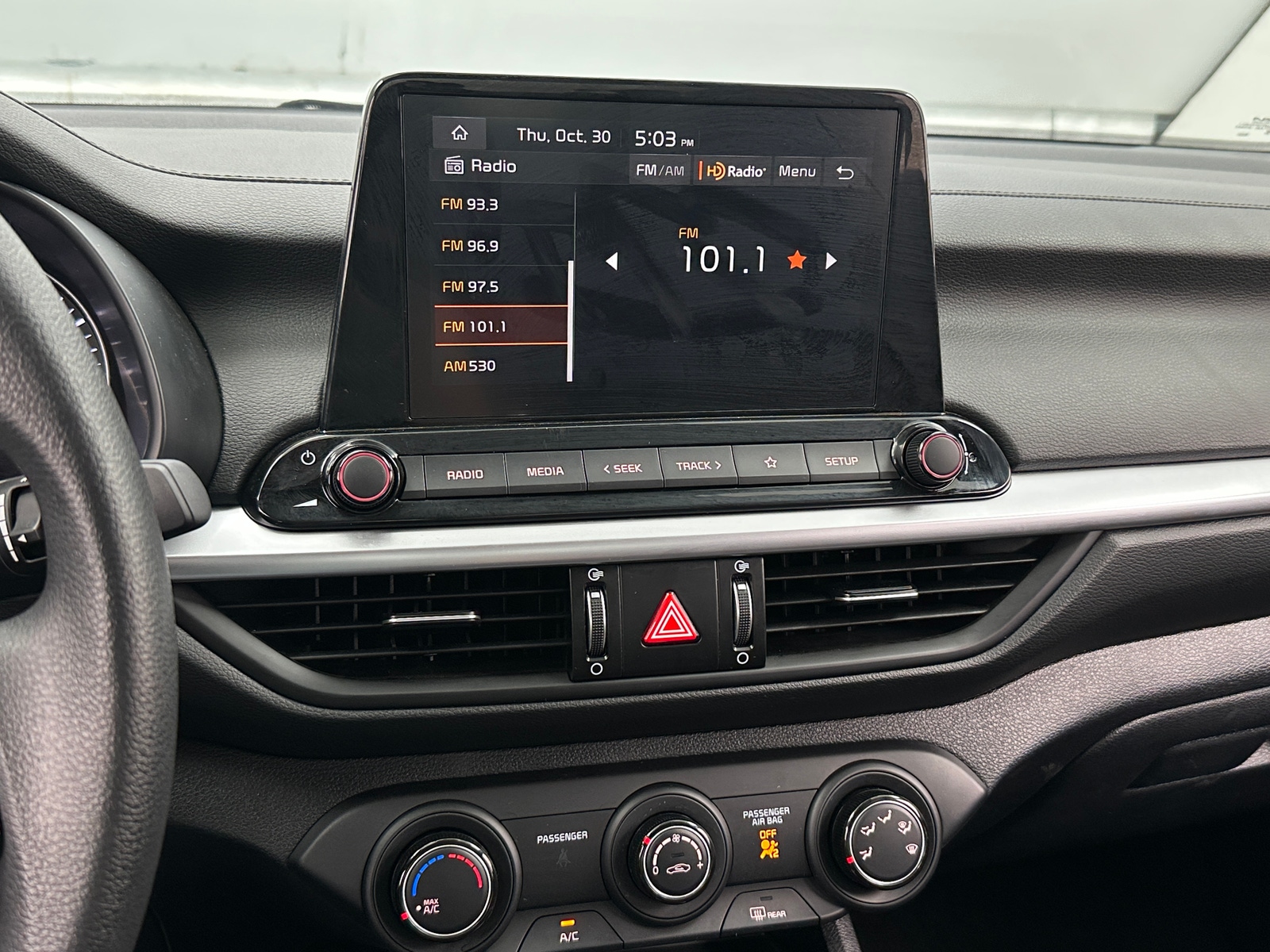 Thumbnail: 2024 Kia Forte - 4