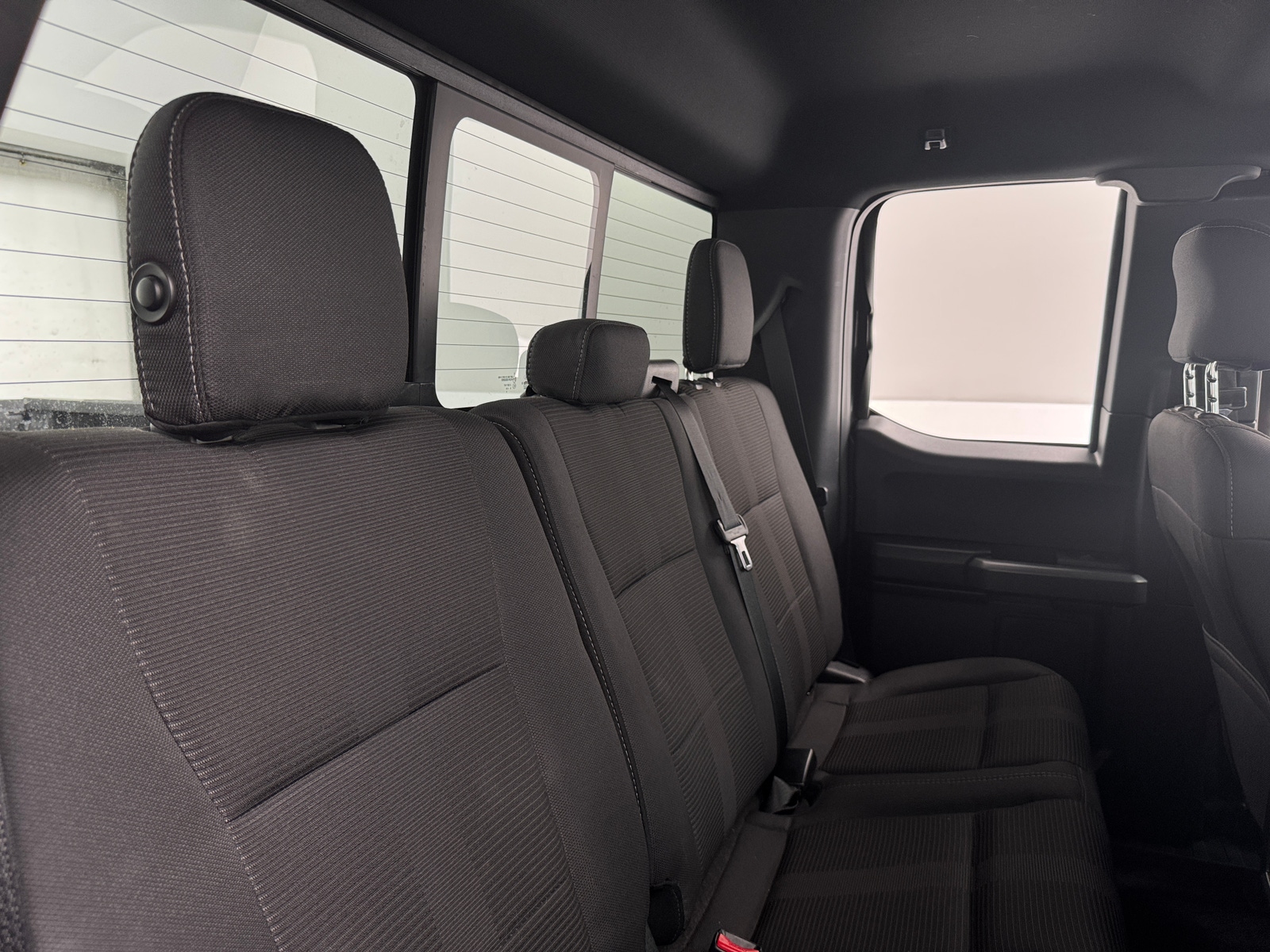 Thumbnail: 2016 Ford Econoline - 6