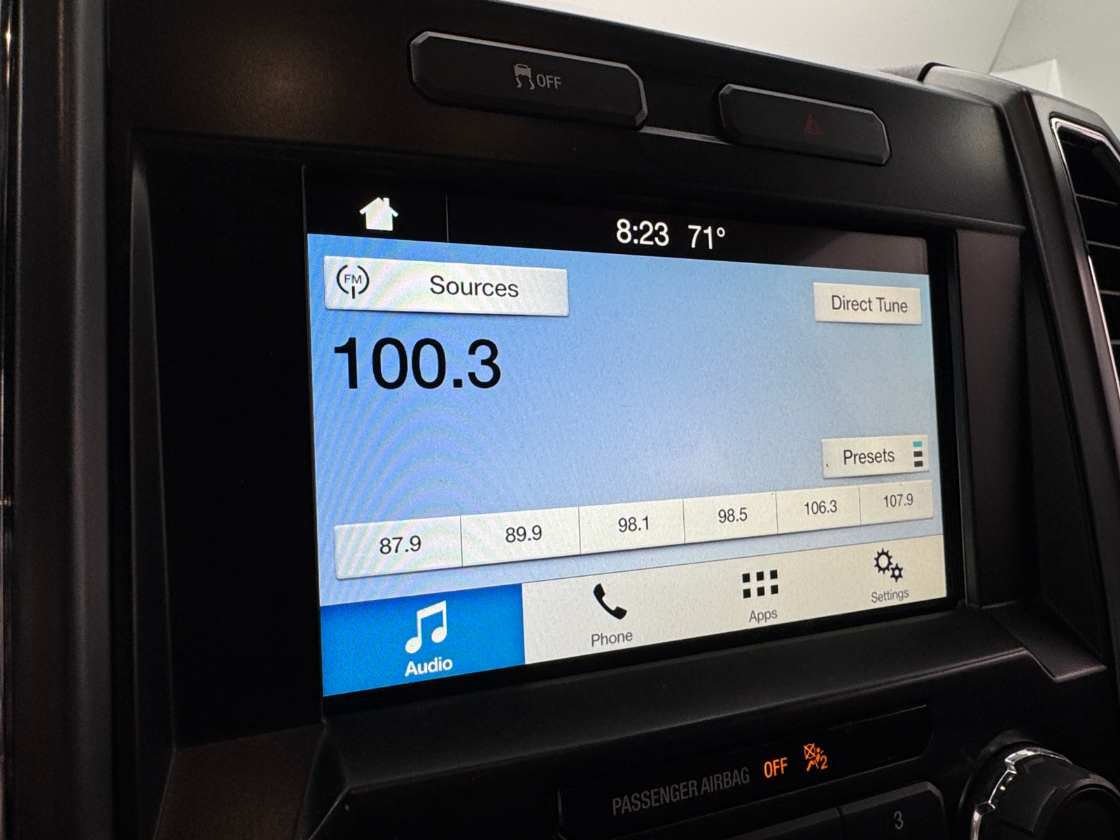 Thumbnail: 2016 Ford Econoline - 4