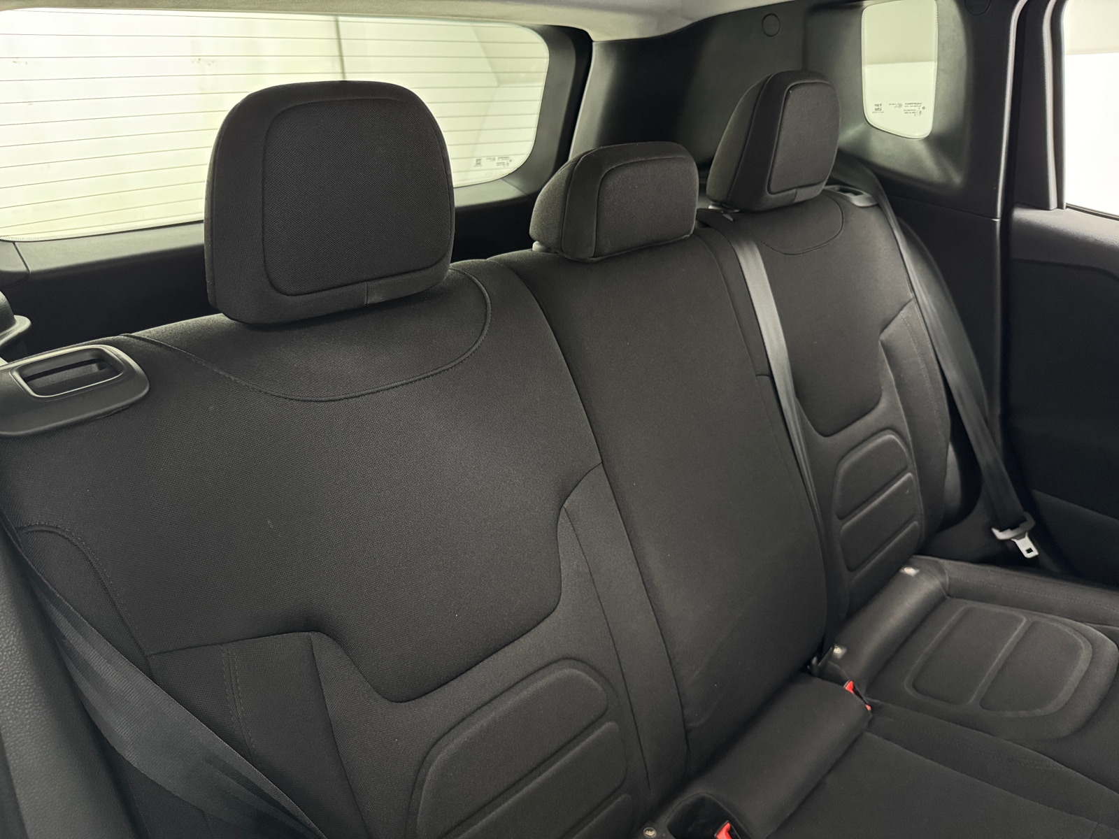 Thumbnail: 2020 Jeep Renegade - 6