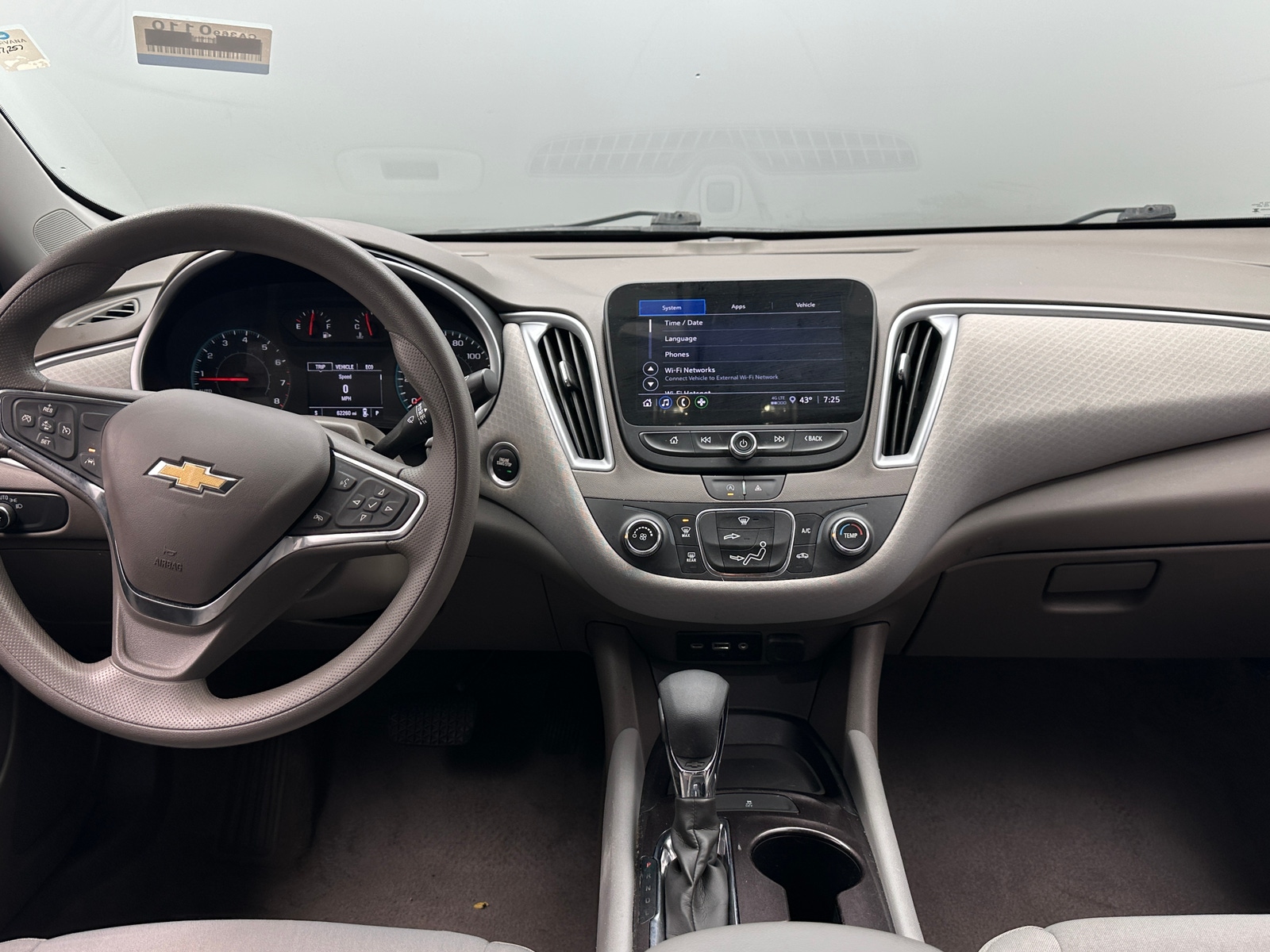 Thumbnail: 2023 Chevrolet Malibu - 3