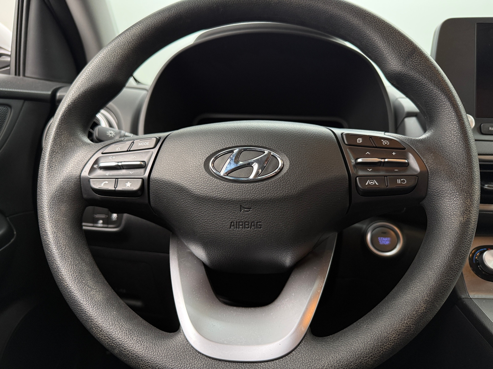 Thumbnail: 2023 Hyundai Kona - 5