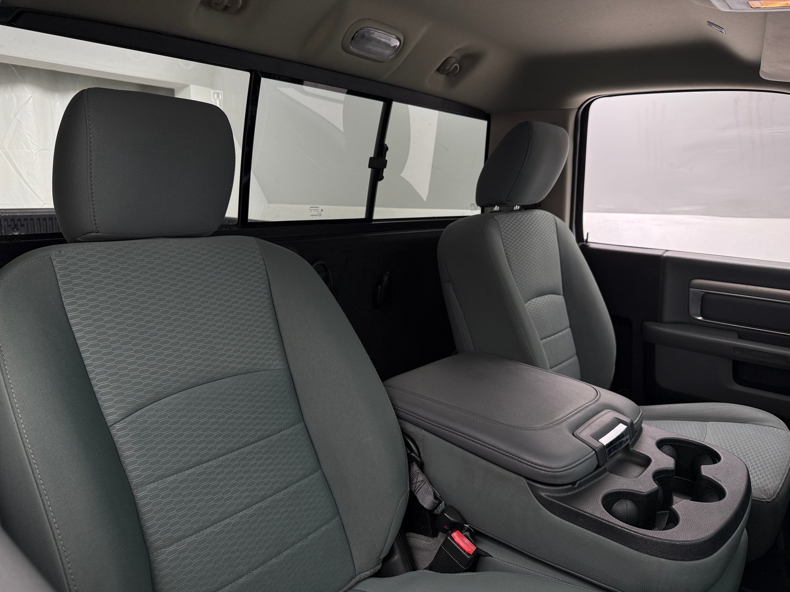 Thumbnail: 2019 RAM 1500 Classic - 2