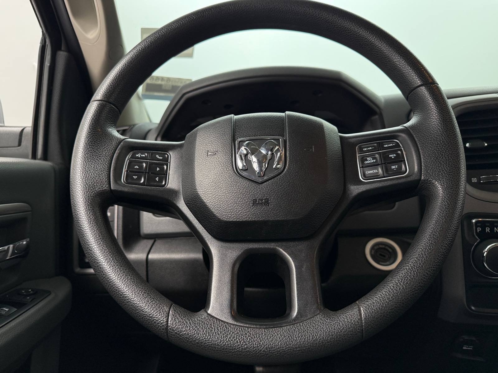 Thumbnail: 2019 RAM 1500 Classic - 4