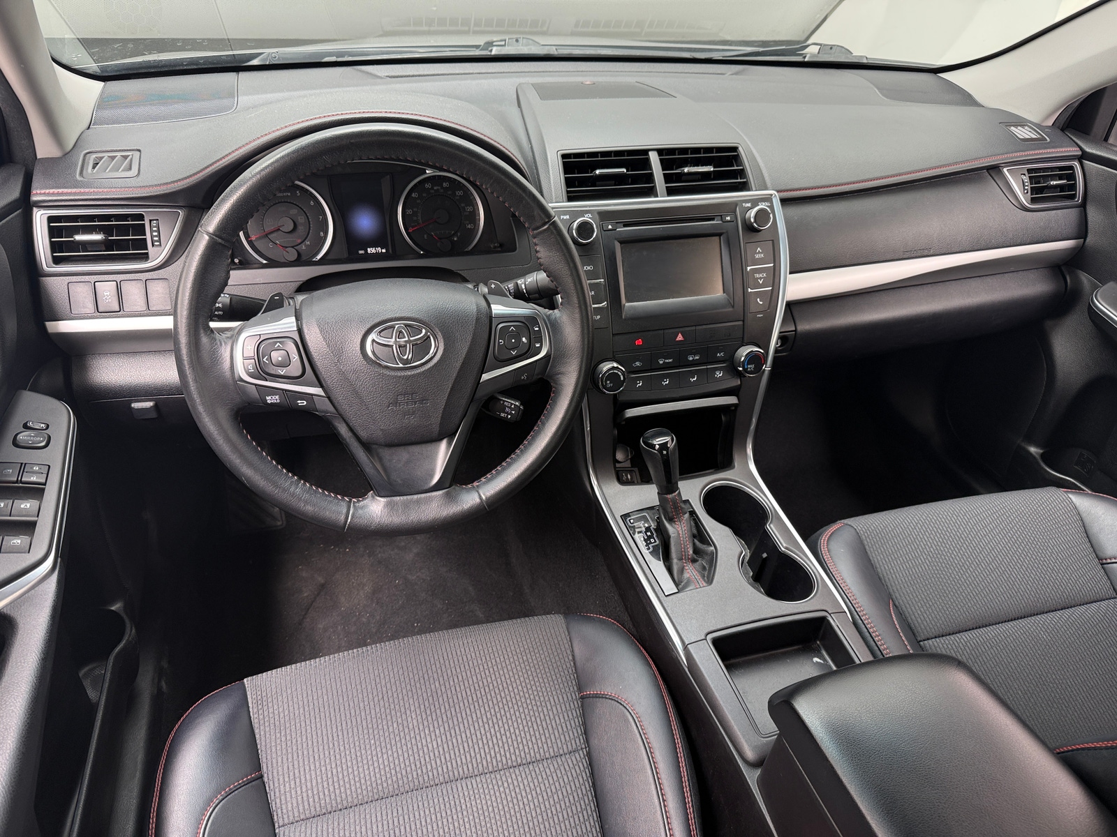 Thumbnail: 2016 Toyota Camry - 3