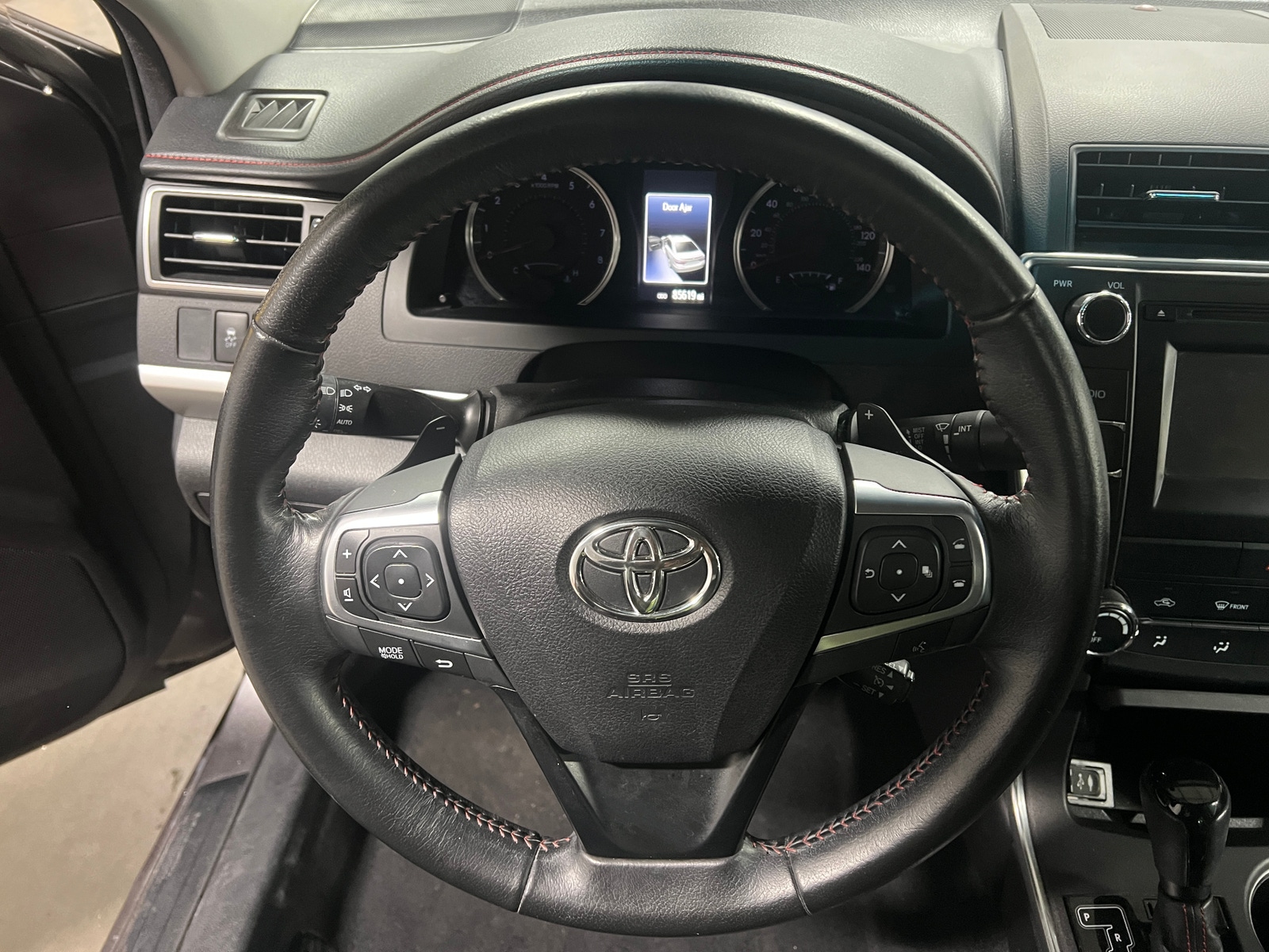 Thumbnail: 2016 Toyota Camry - 5