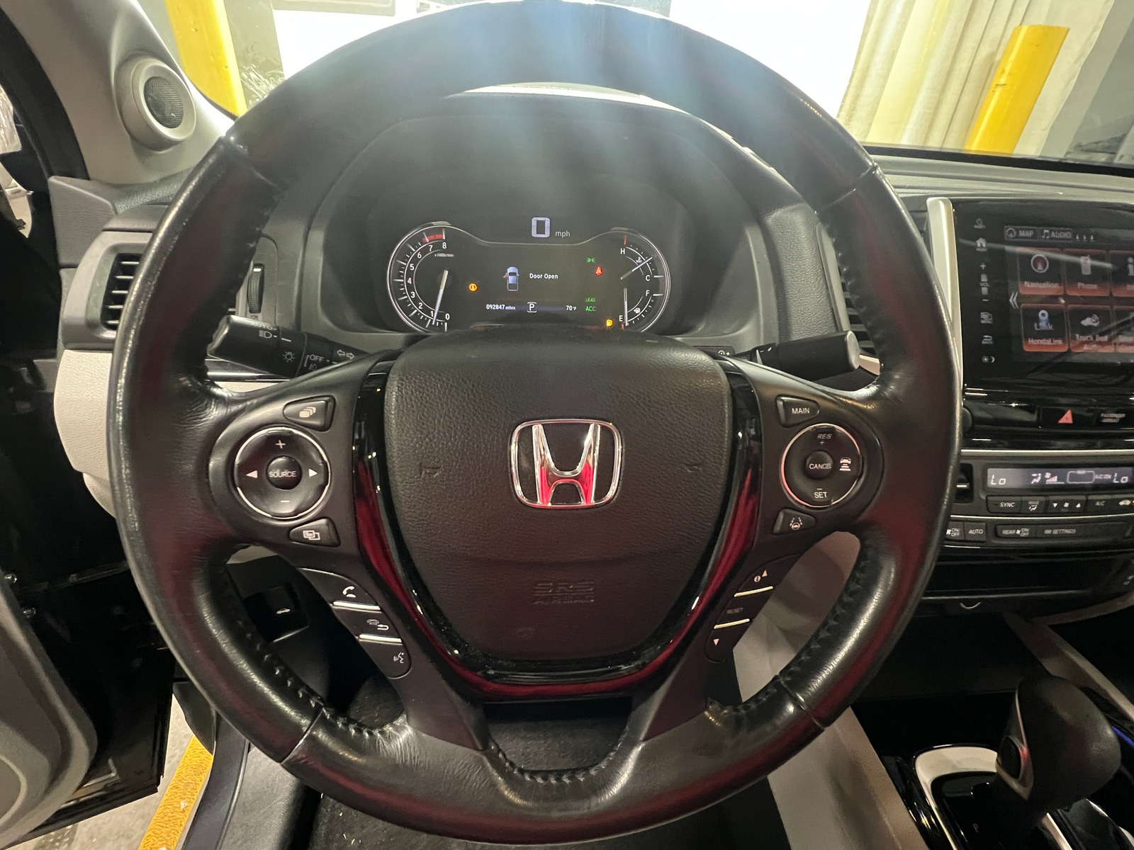 Thumbnail: 2017 Honda Ridgeline - 4