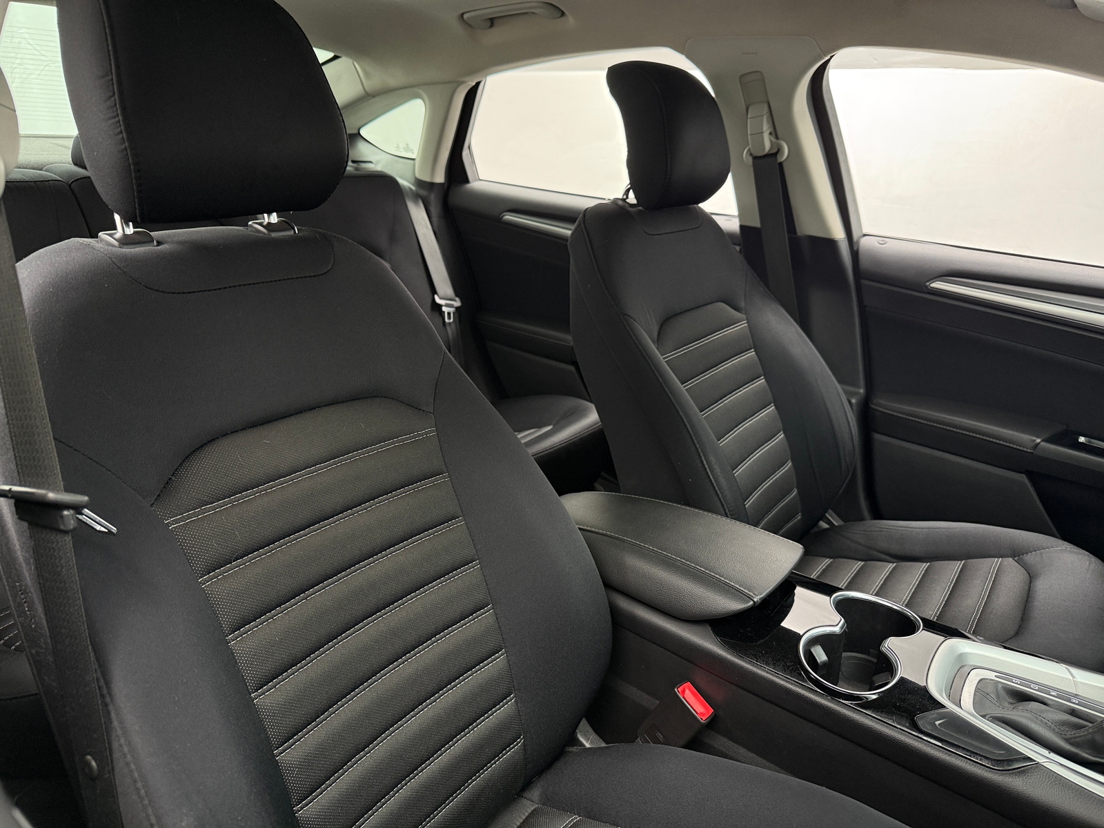 Thumbnail: 2015 Ford Fusion - 2