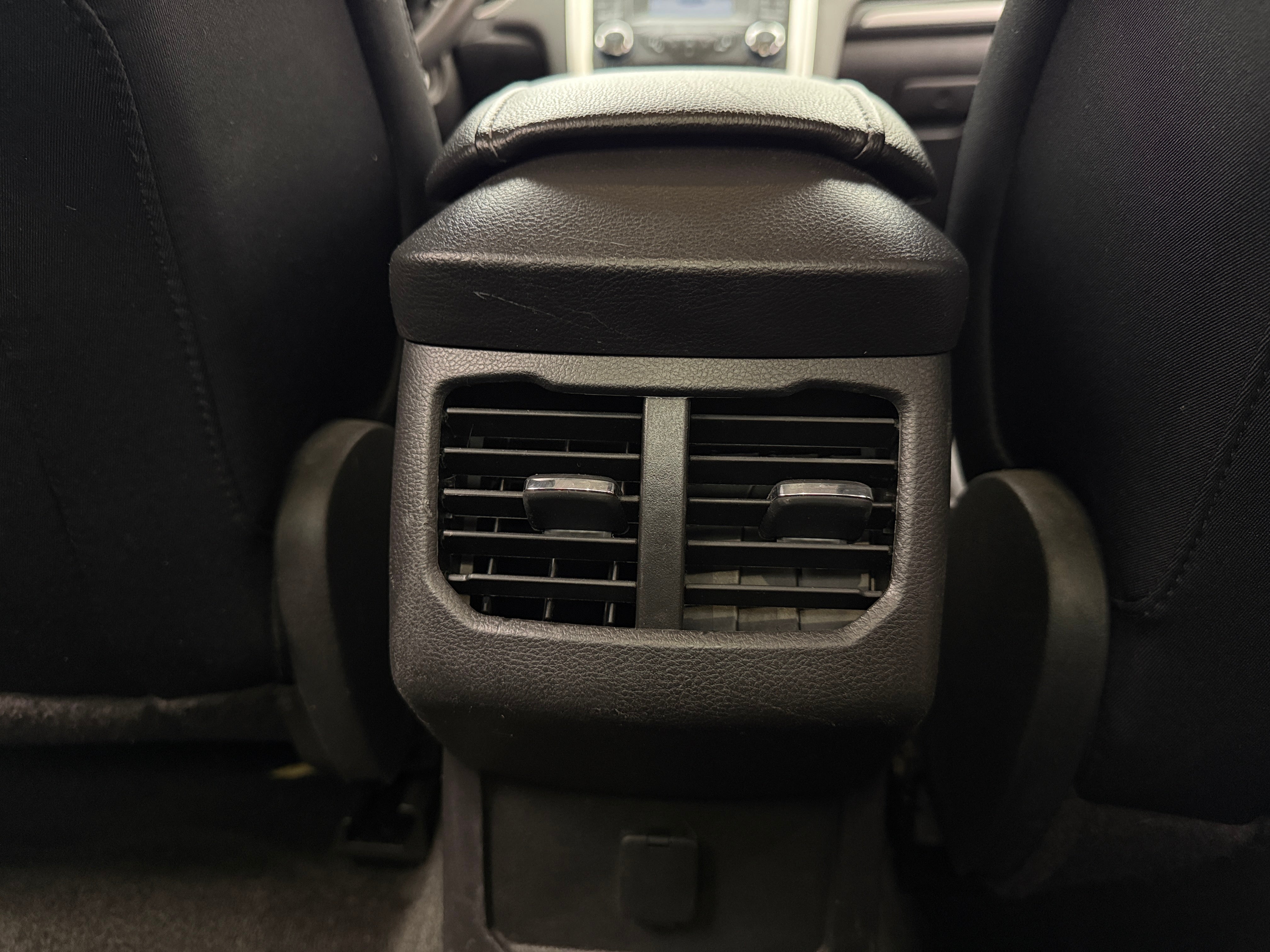 Used 2015 Ford Fusion SE with VIN 3FA6P0HD0FR139377 for sale in Oak Creek, WI