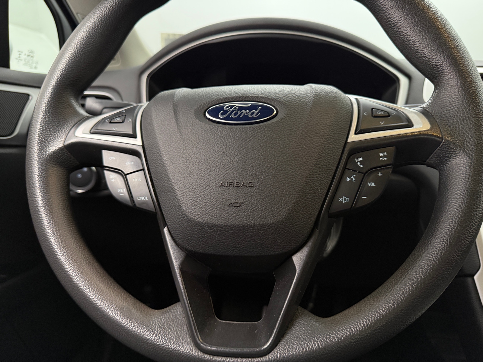 Thumbnail: 2015 Ford Fusion - 5