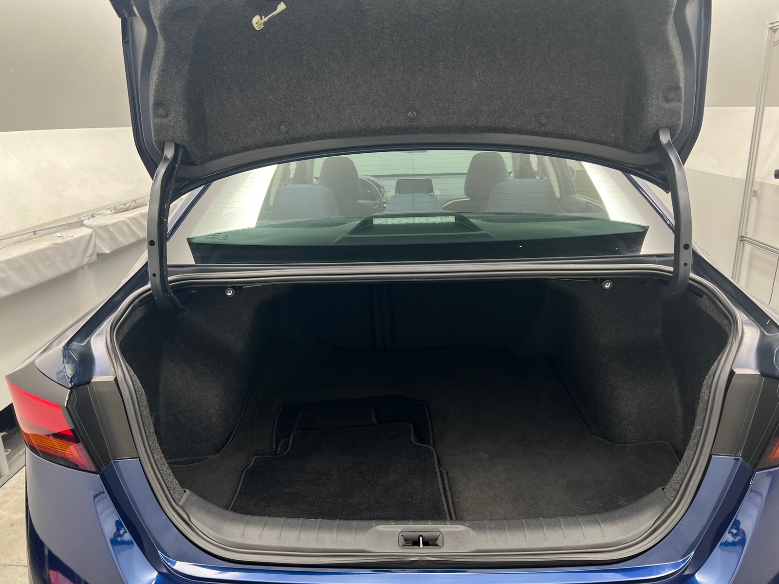 Thumbnail: 2020 Nissan Altima - 7