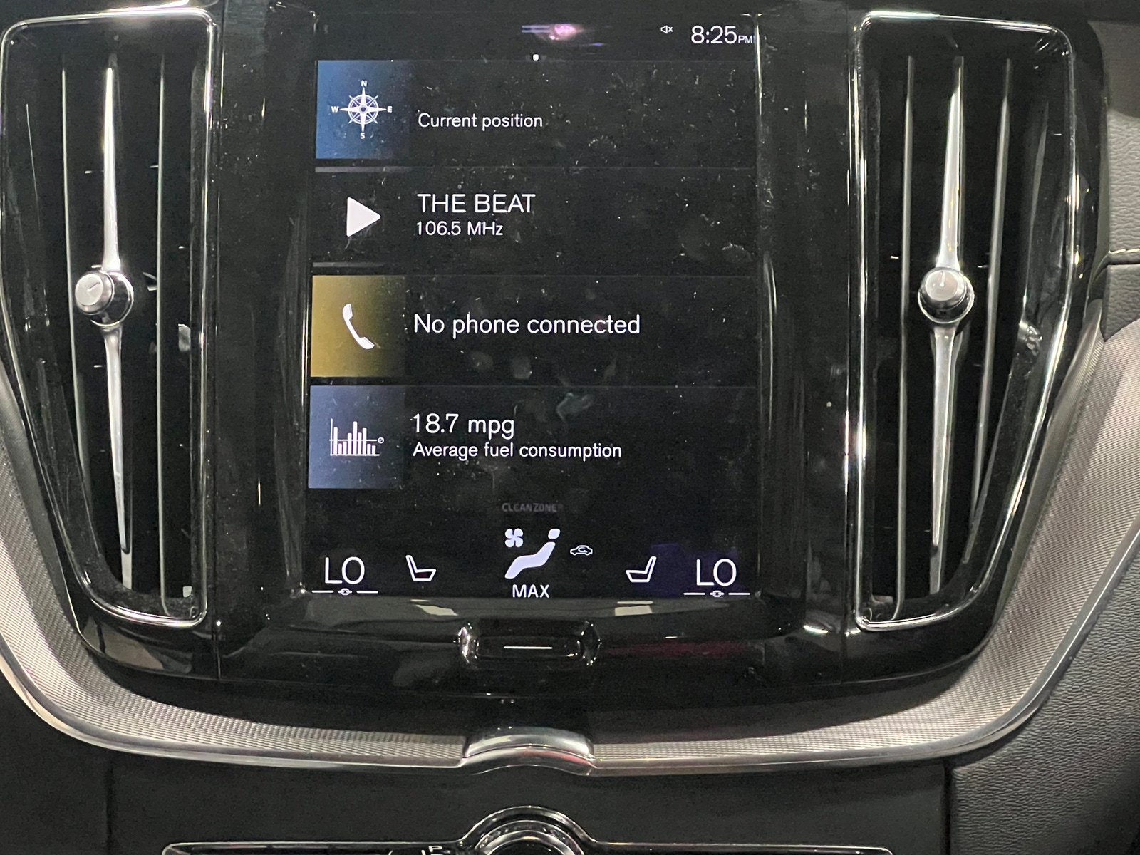 Thumbnail: 2021 Volvo XC60 - 3