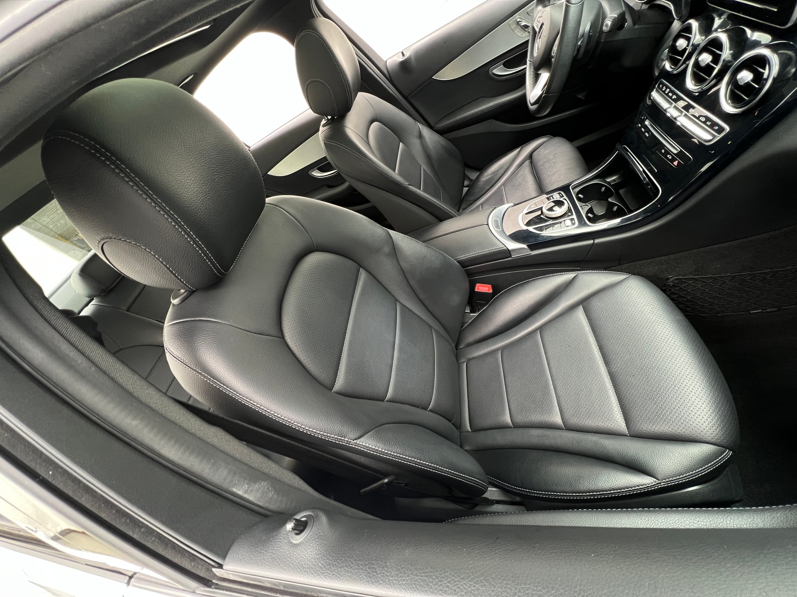 Thumbnail: 2018 Mercedes-Benz C-Class - 2