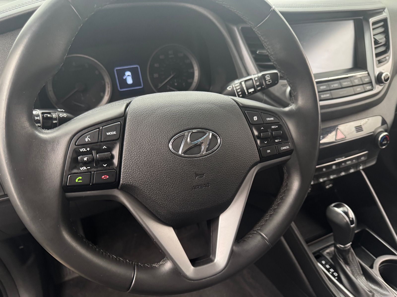 Thumbnail: 2017 Hyundai Tucson - 4