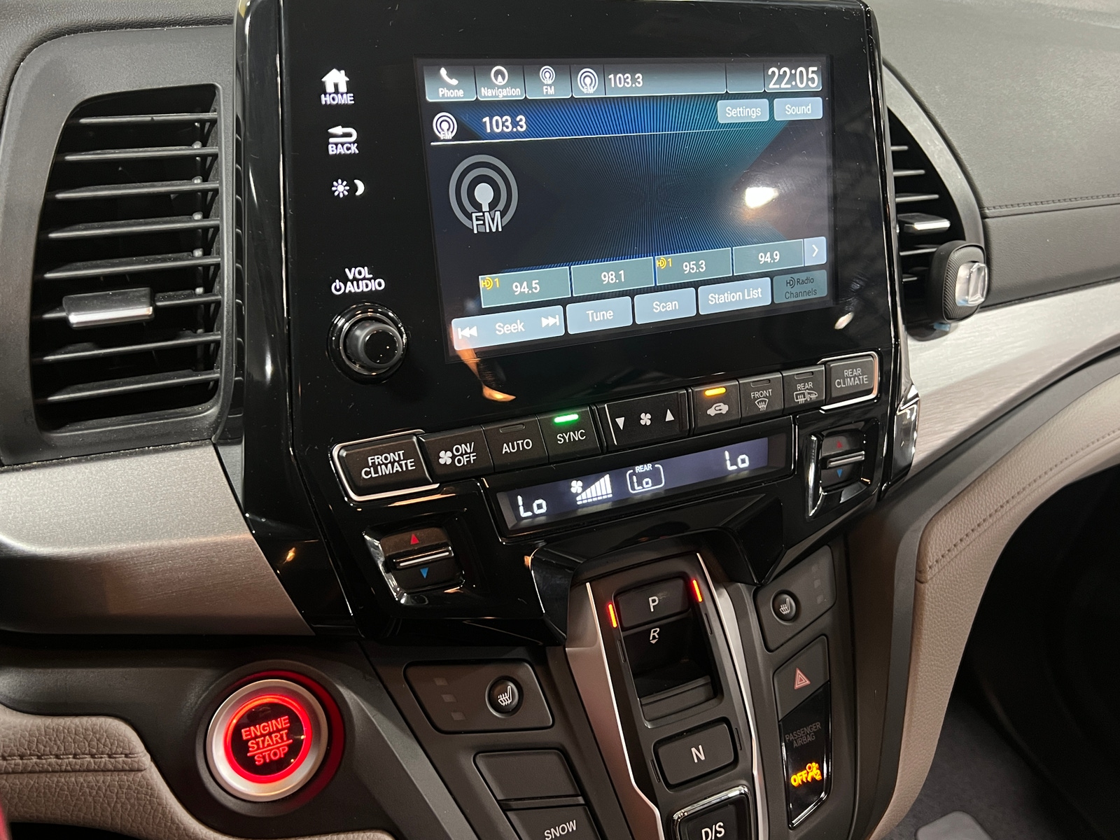 Thumbnail: 2019 Honda Odyssey - 3