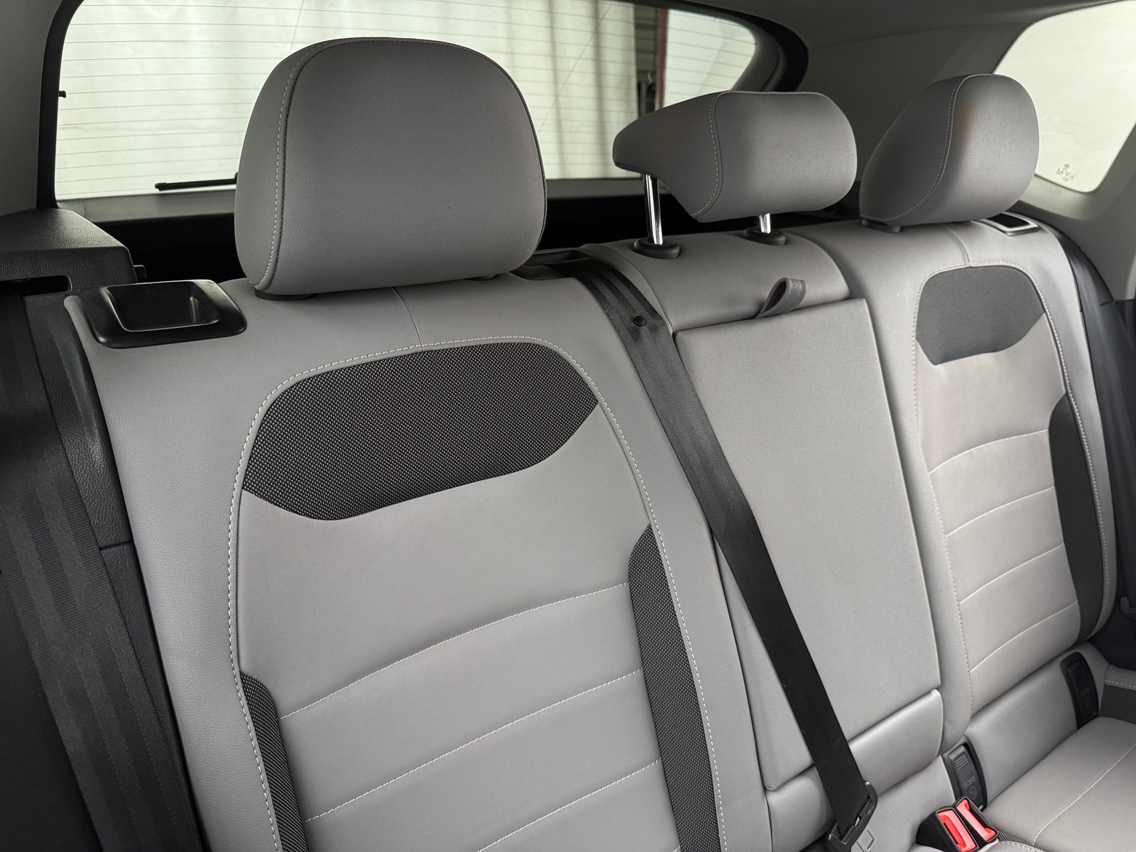 Thumbnail: 2022 Volkswagen Taos - 5