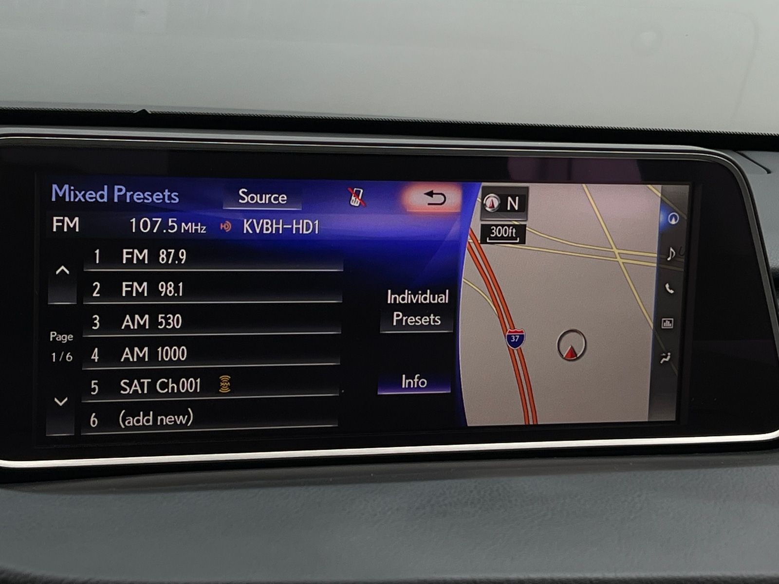 Thumbnail: 2017 Lexus RX - 3