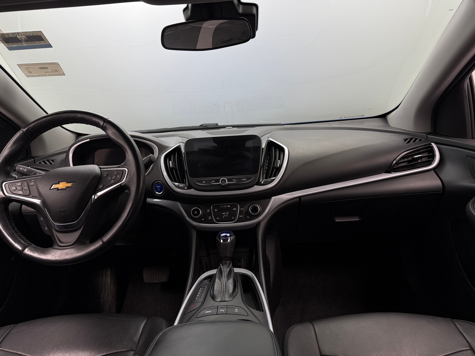 Thumbnail: 2018 Chevrolet Volt - 2