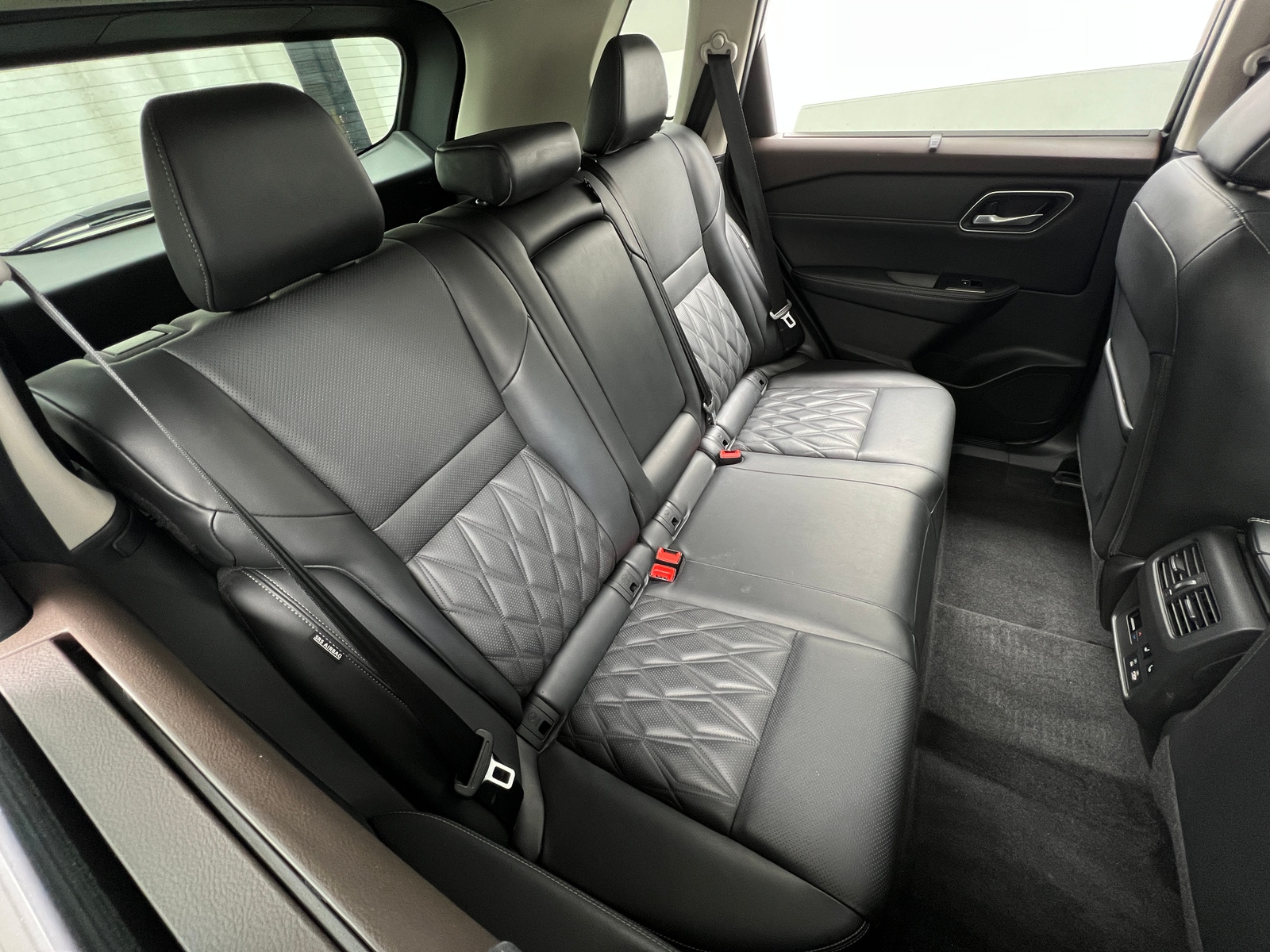 Thumbnail: 2022 Nissan Rogue - 5