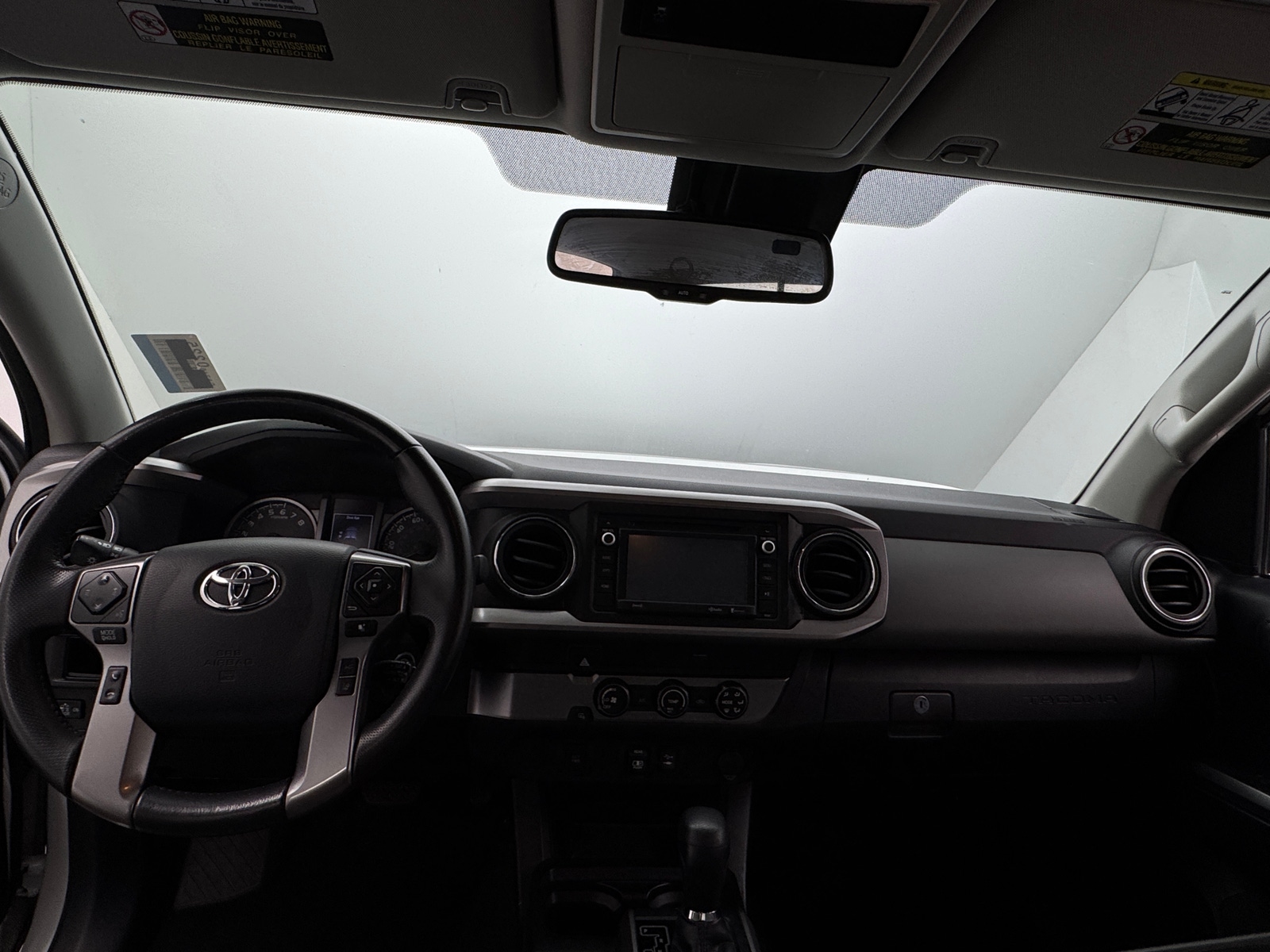 Thumbnail: 2019 Toyota Tacoma - 3