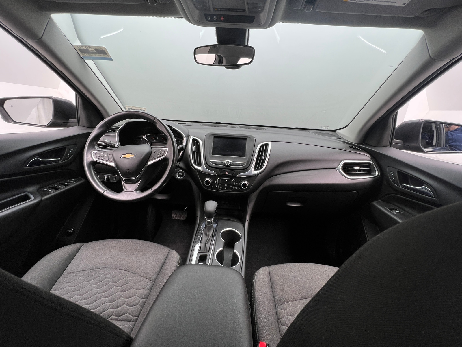 Thumbnail: 2020 Chevrolet Equinox - 3