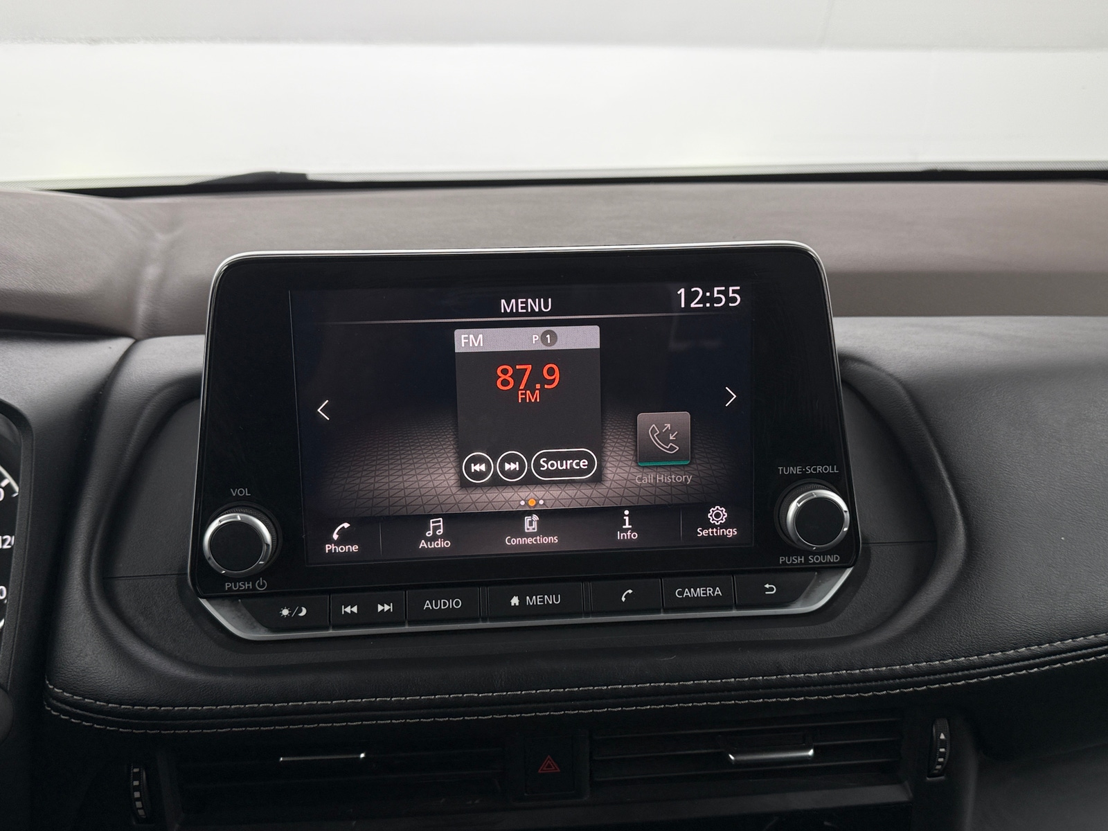 Thumbnail: 2023 Nissan Rogue - 4