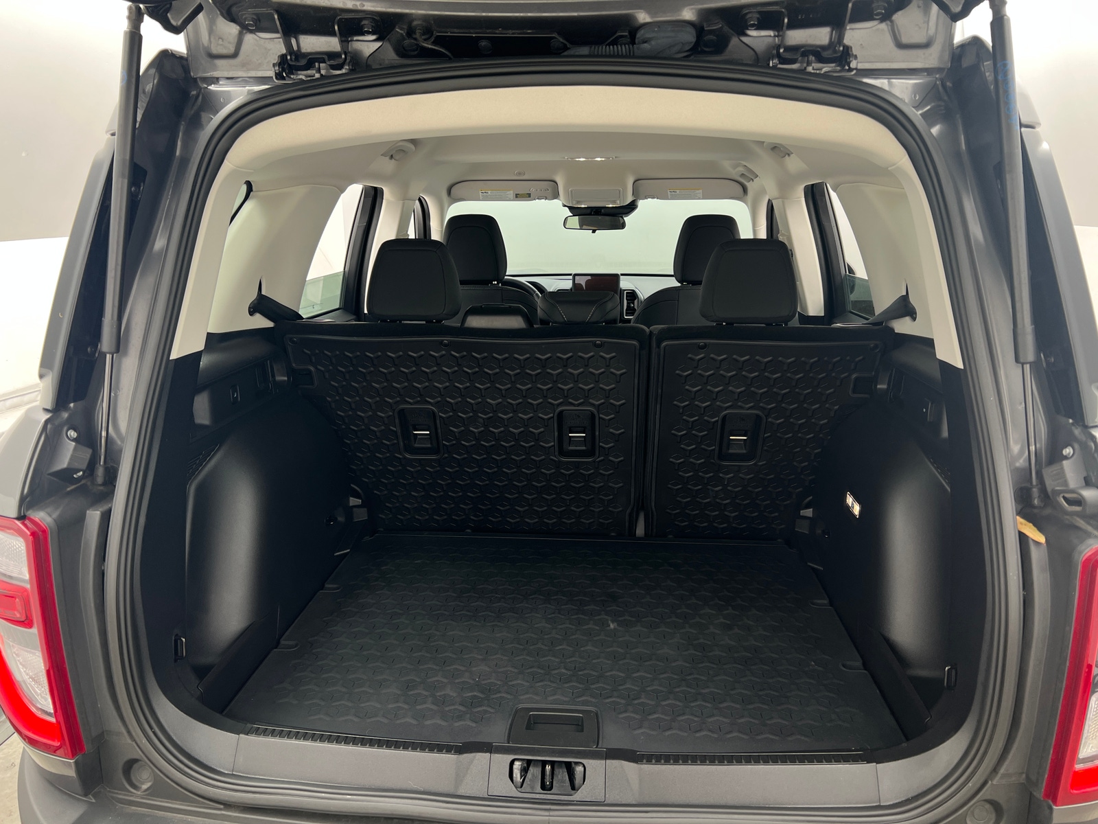 Thumbnail: 2023 Ford Bronco Sport - 7