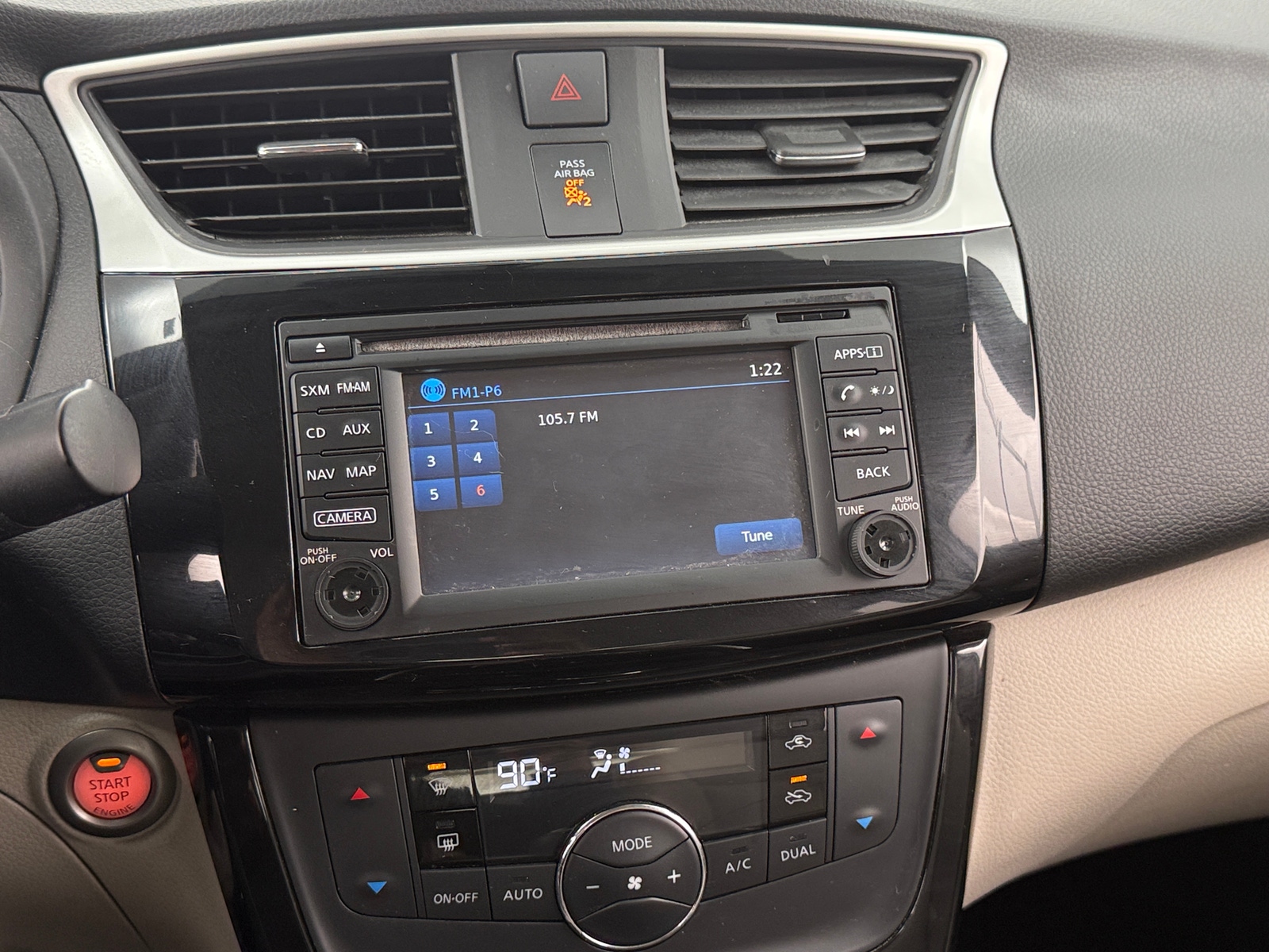 Thumbnail: 2016 Nissan Sentra - 3