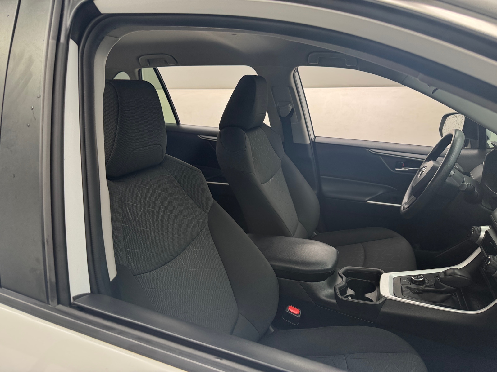 Thumbnail: 2020 Toyota RAV4 - 2